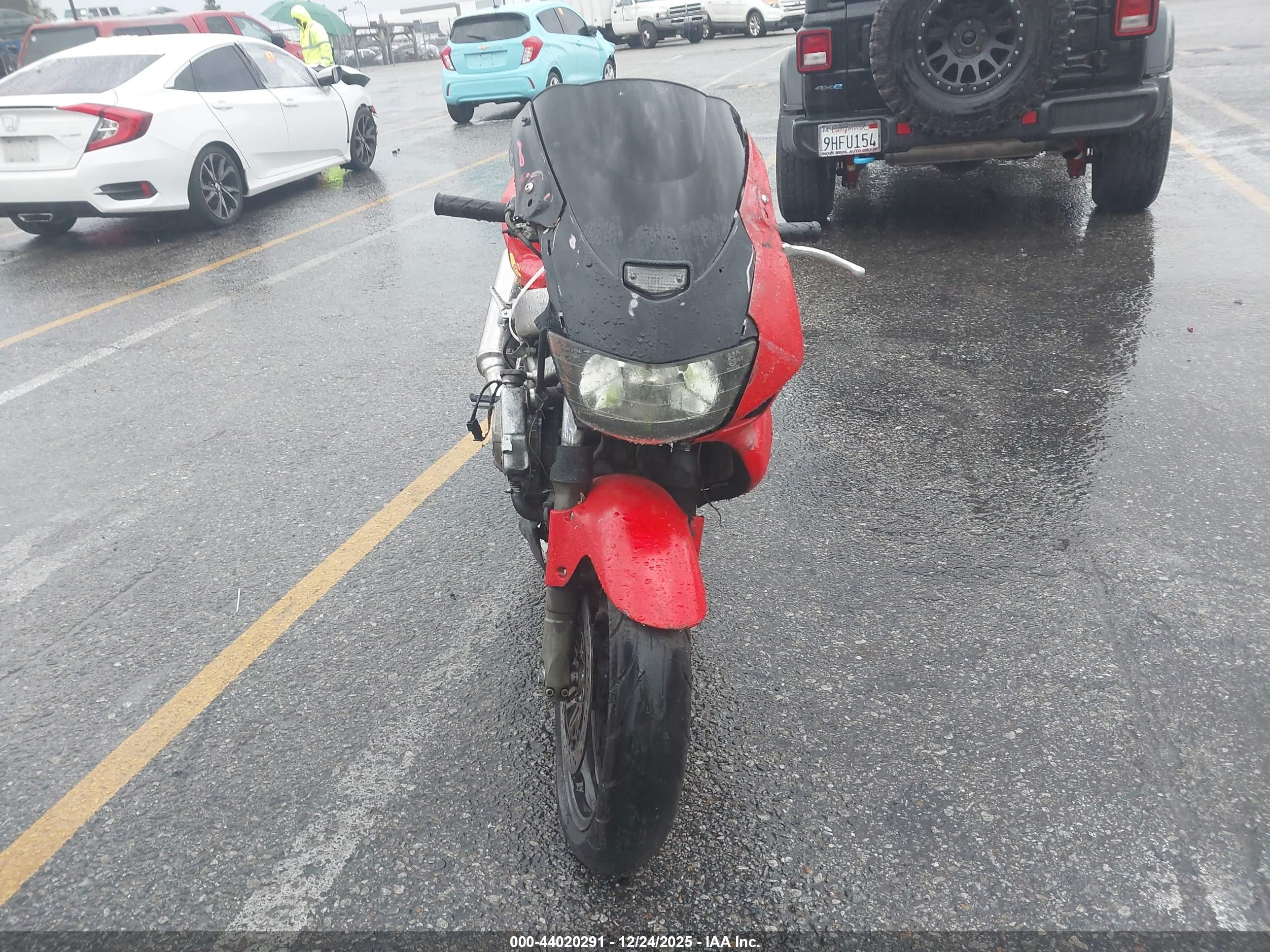 HONDA VTR1000 image 5