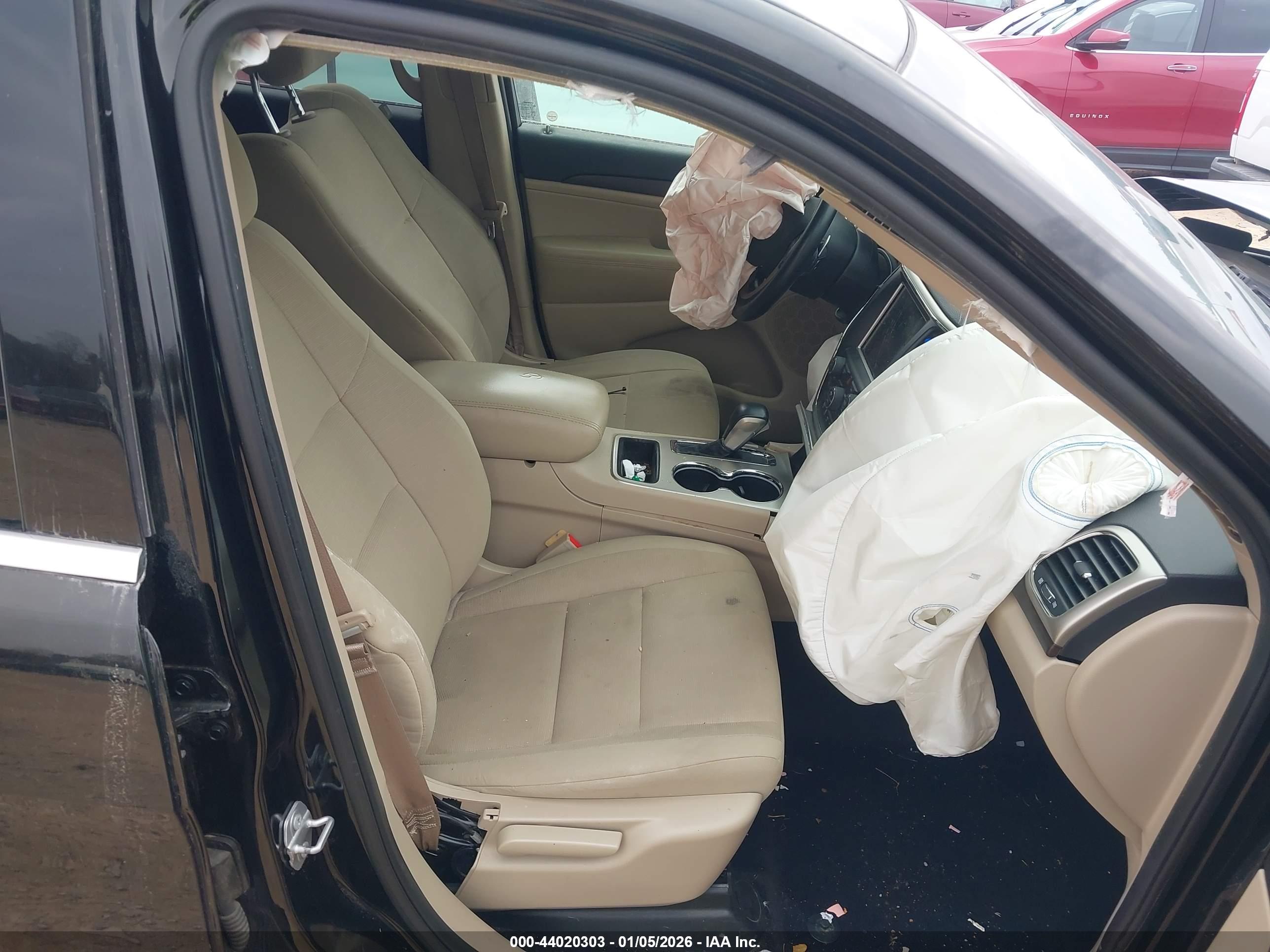JEEP GRAND image 5