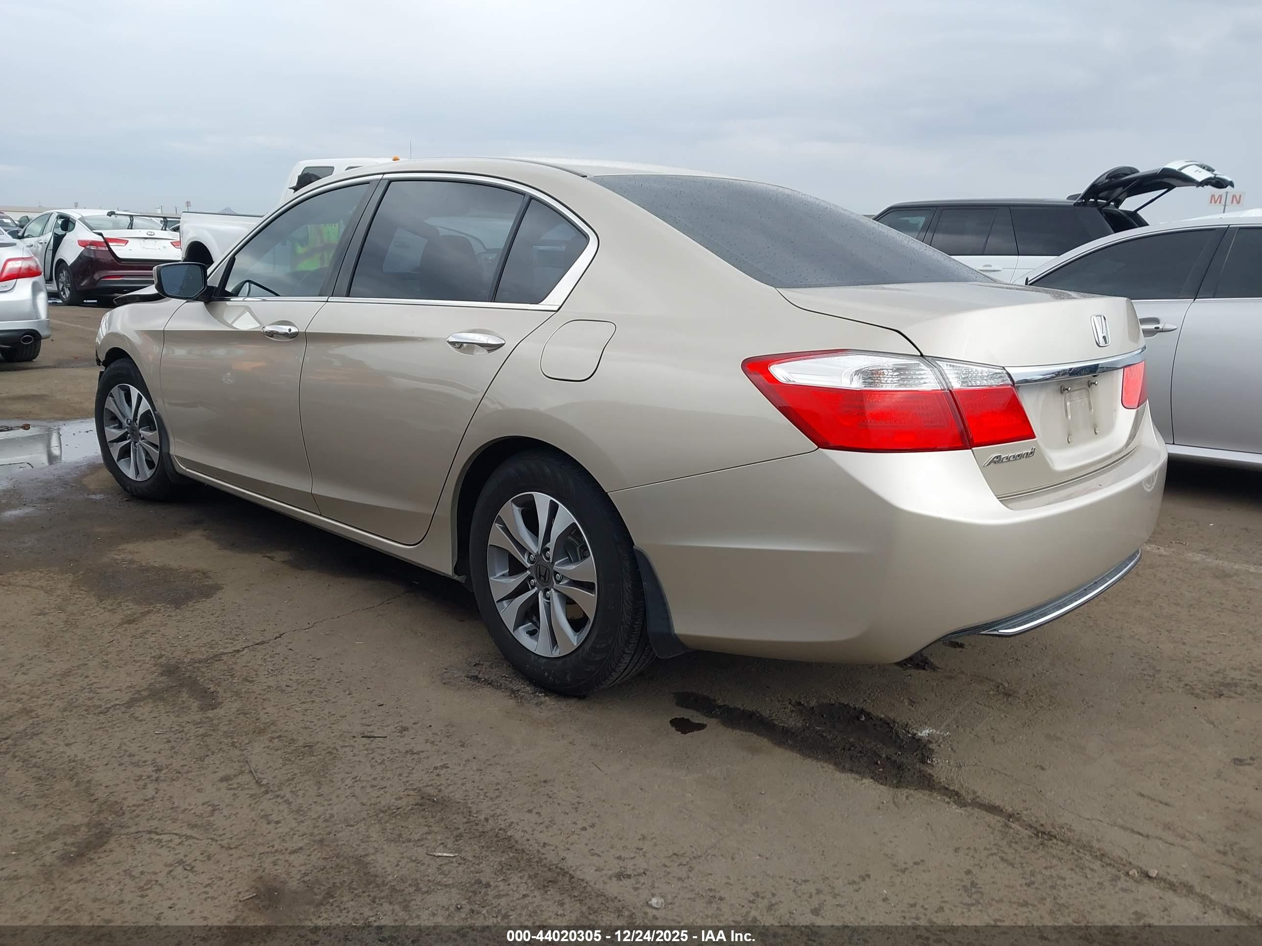 HONDA ACCORD image 3