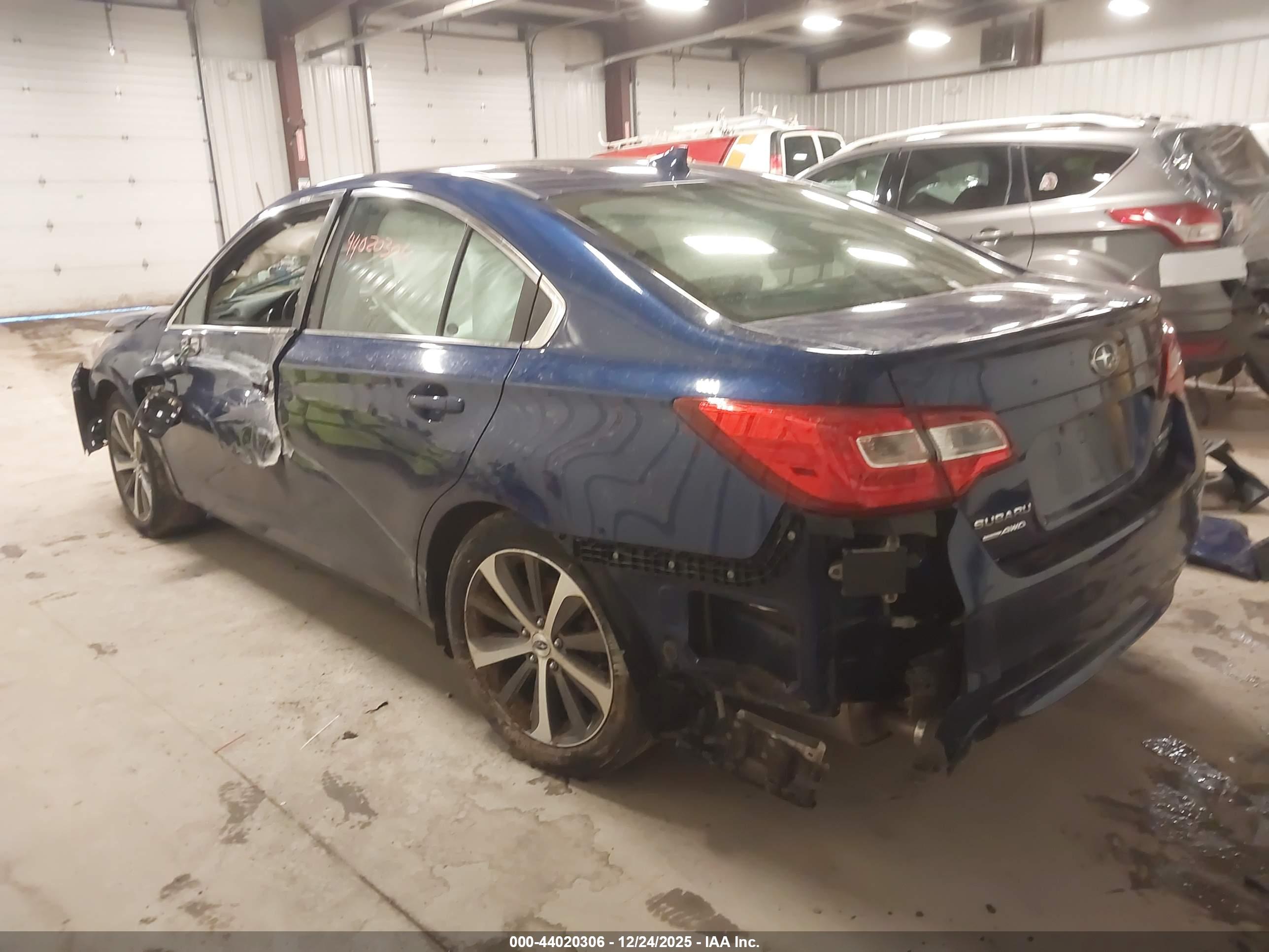 SUBARU LEGACY image 3
