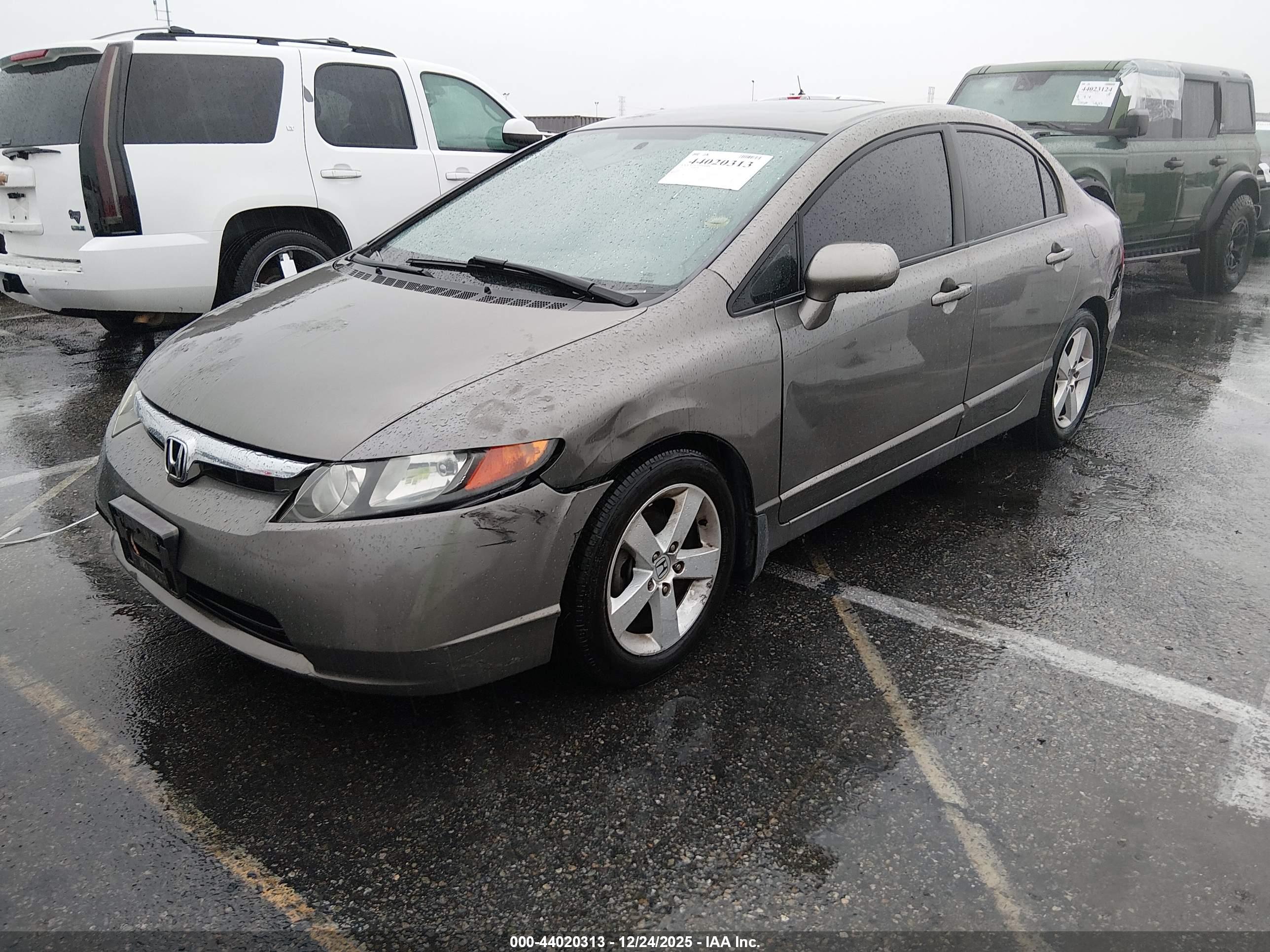 HONDA CIVIC image 2