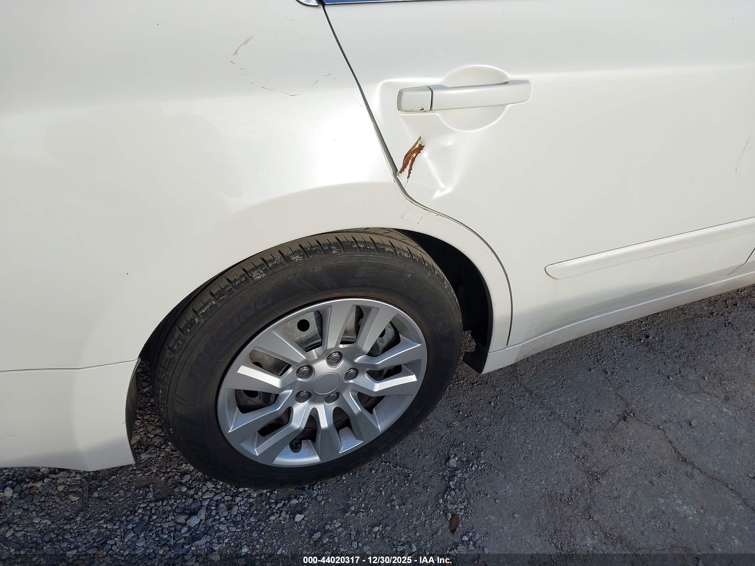 NISSAN ALTIMA image 6