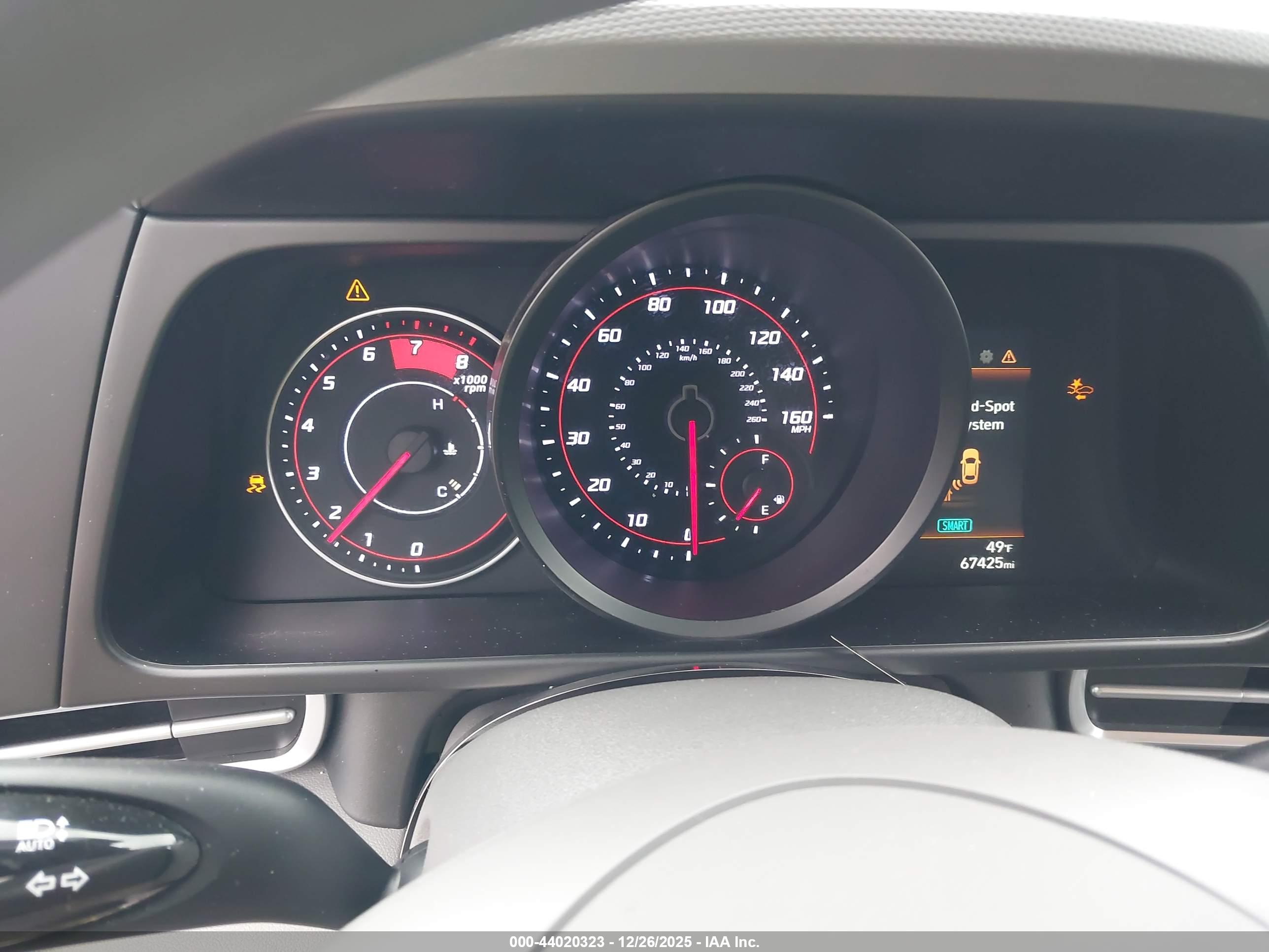 HYUNDAI ELANTRA image 7