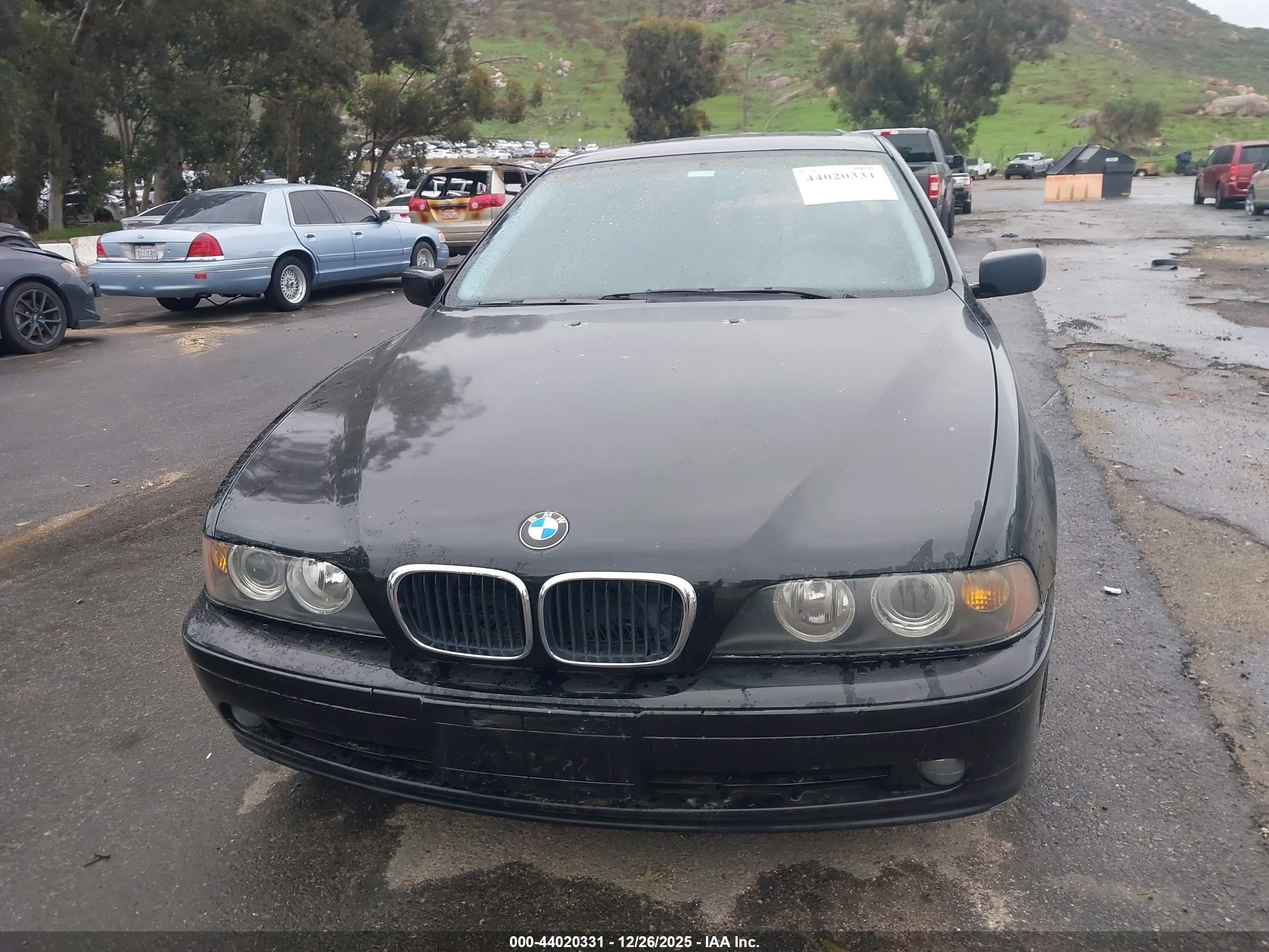 BMW 525IA image 6