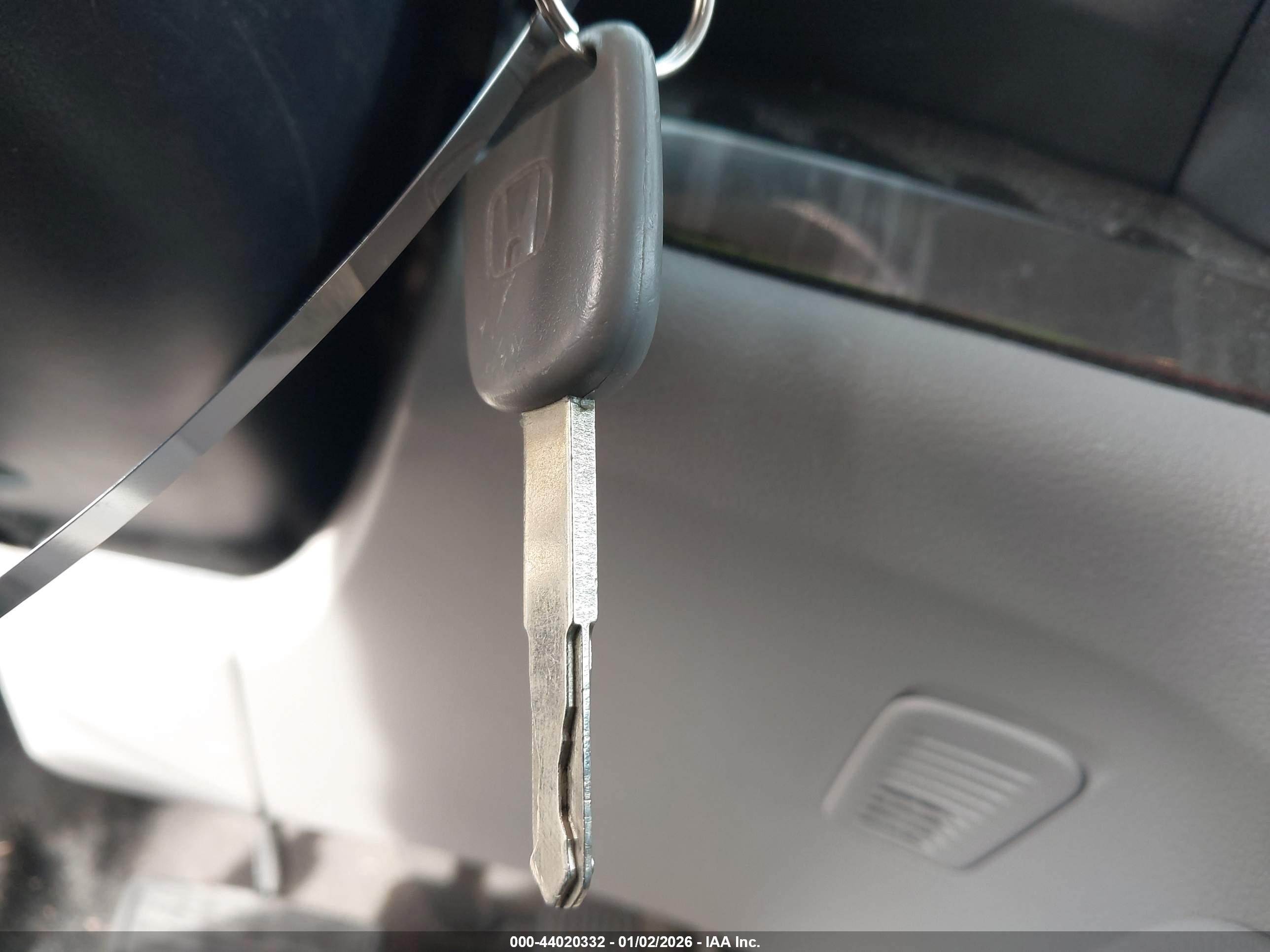 HONDA CR-V image 11