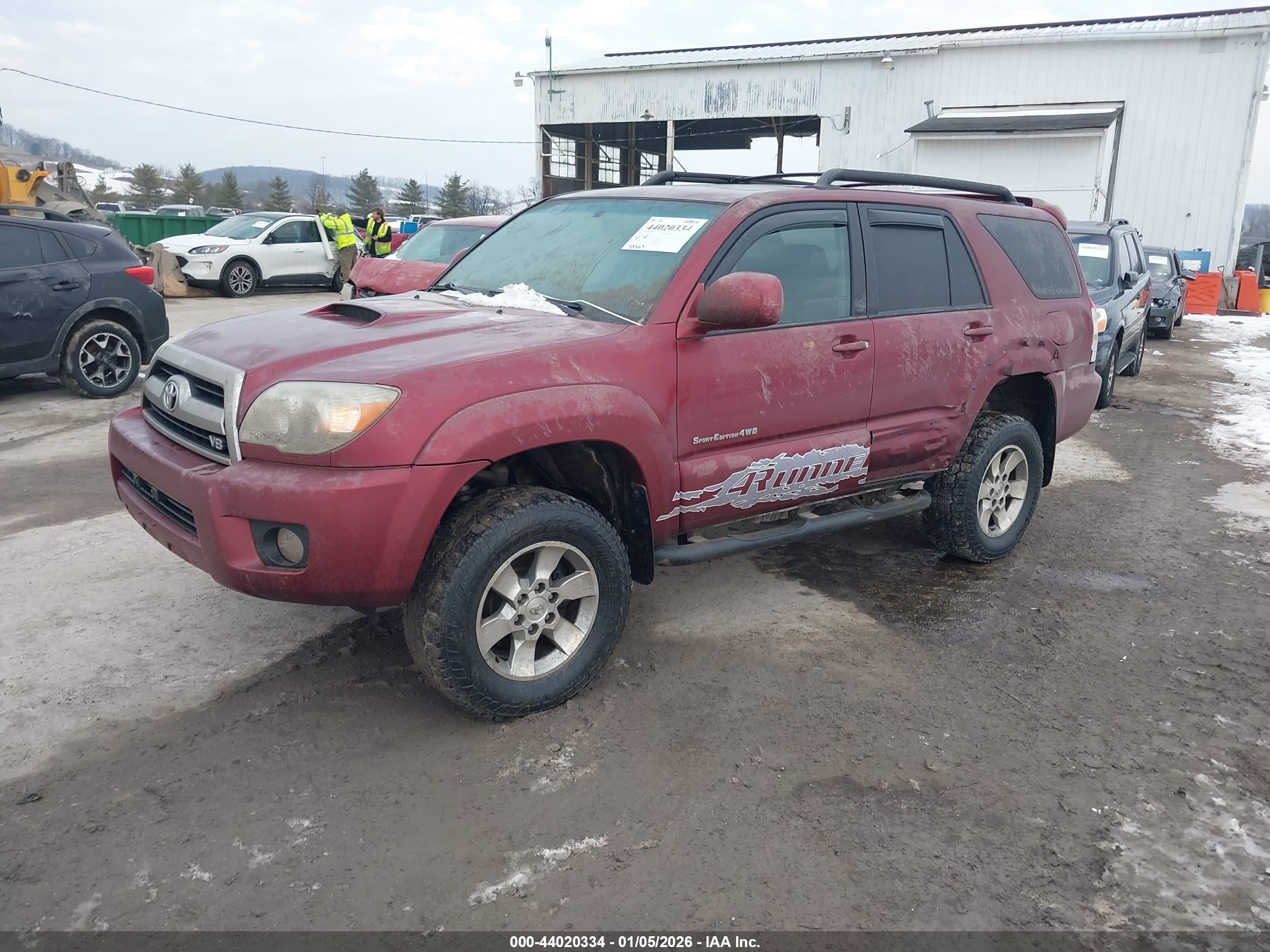 TOYOTA 4RUNNER image 2