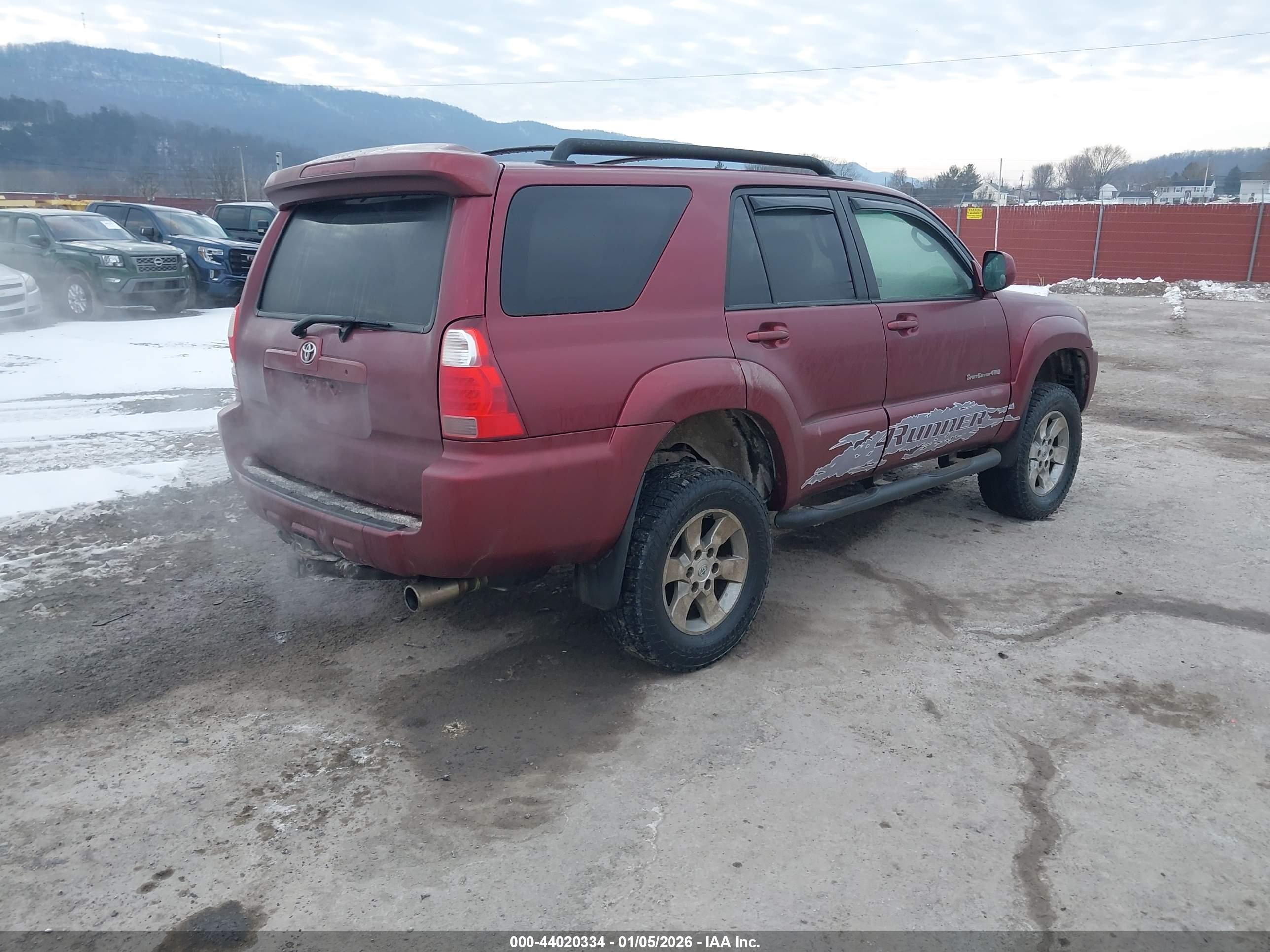 TOYOTA 4RUNNER image 4