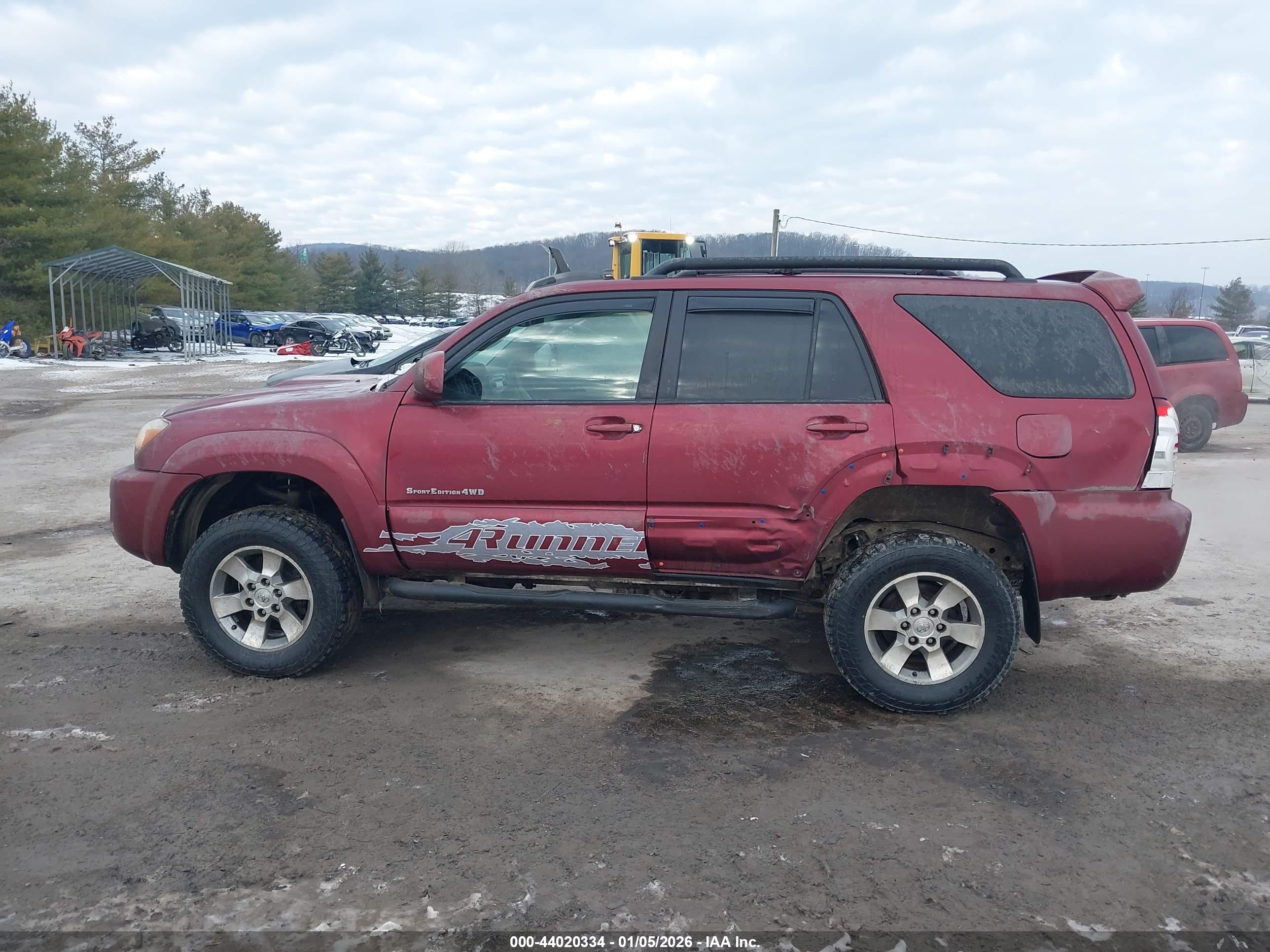 TOYOTA 4RUNNER image 6