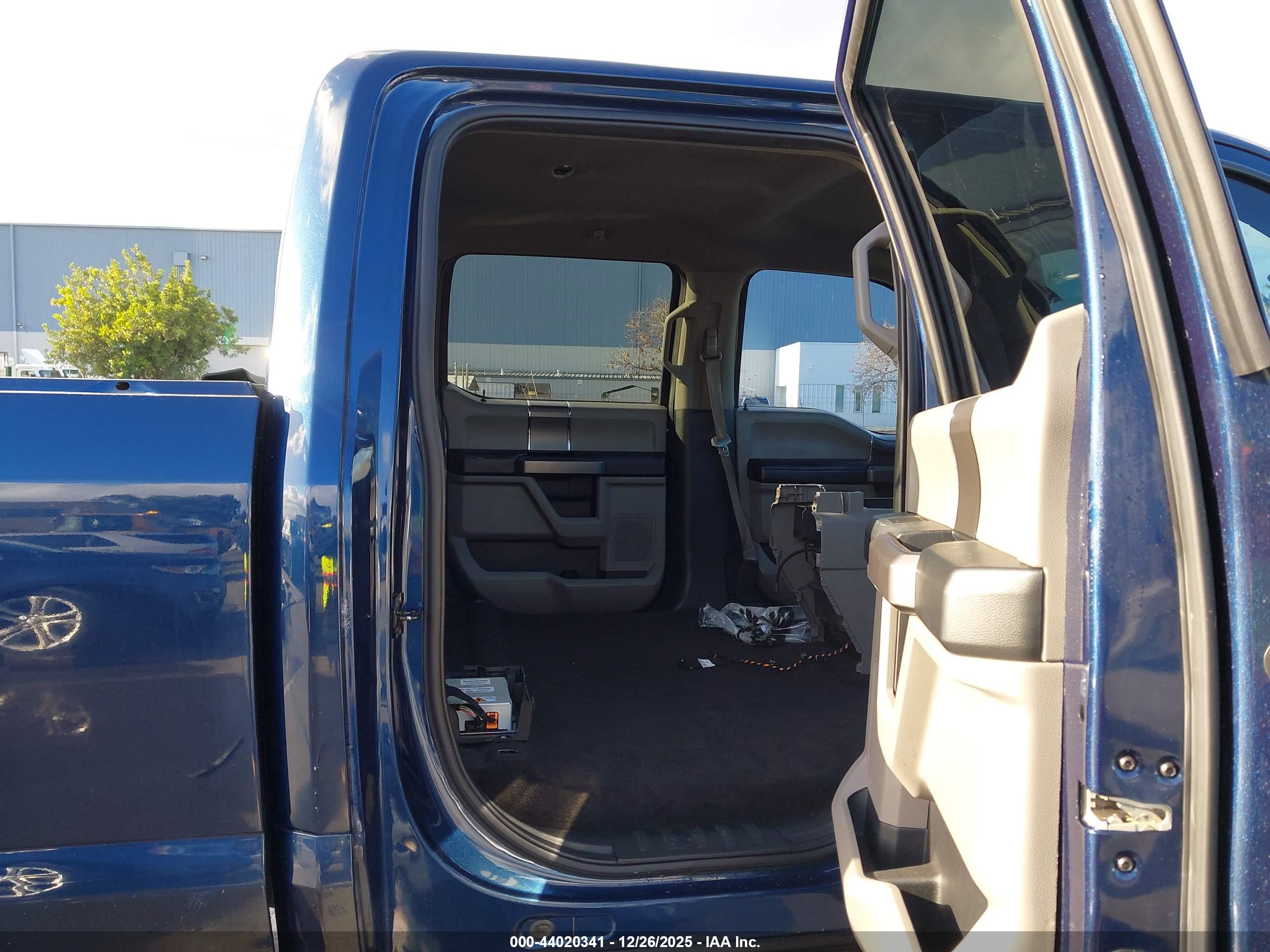 FORD F-150 image 8