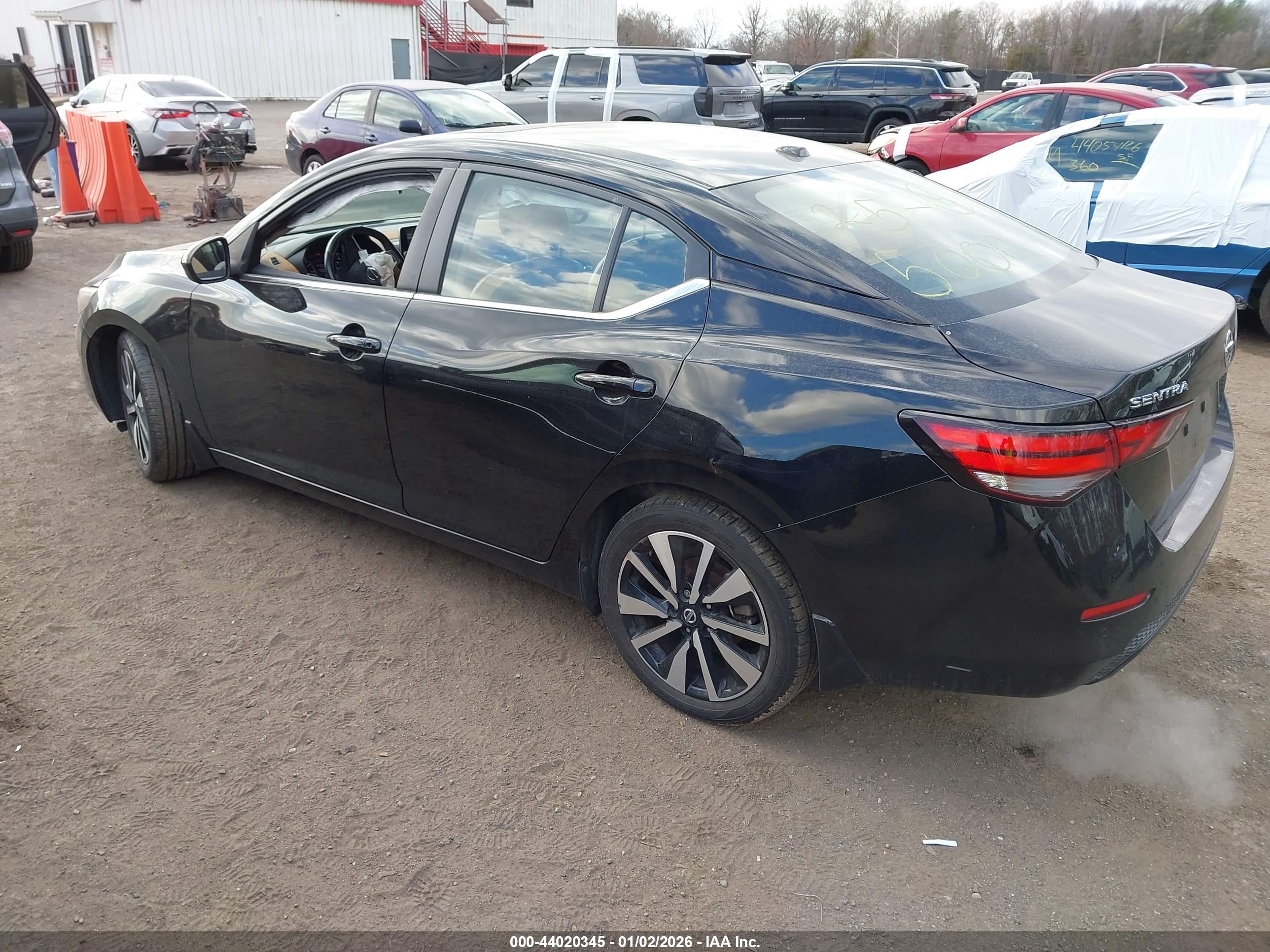 NISSAN SENTRA image 3