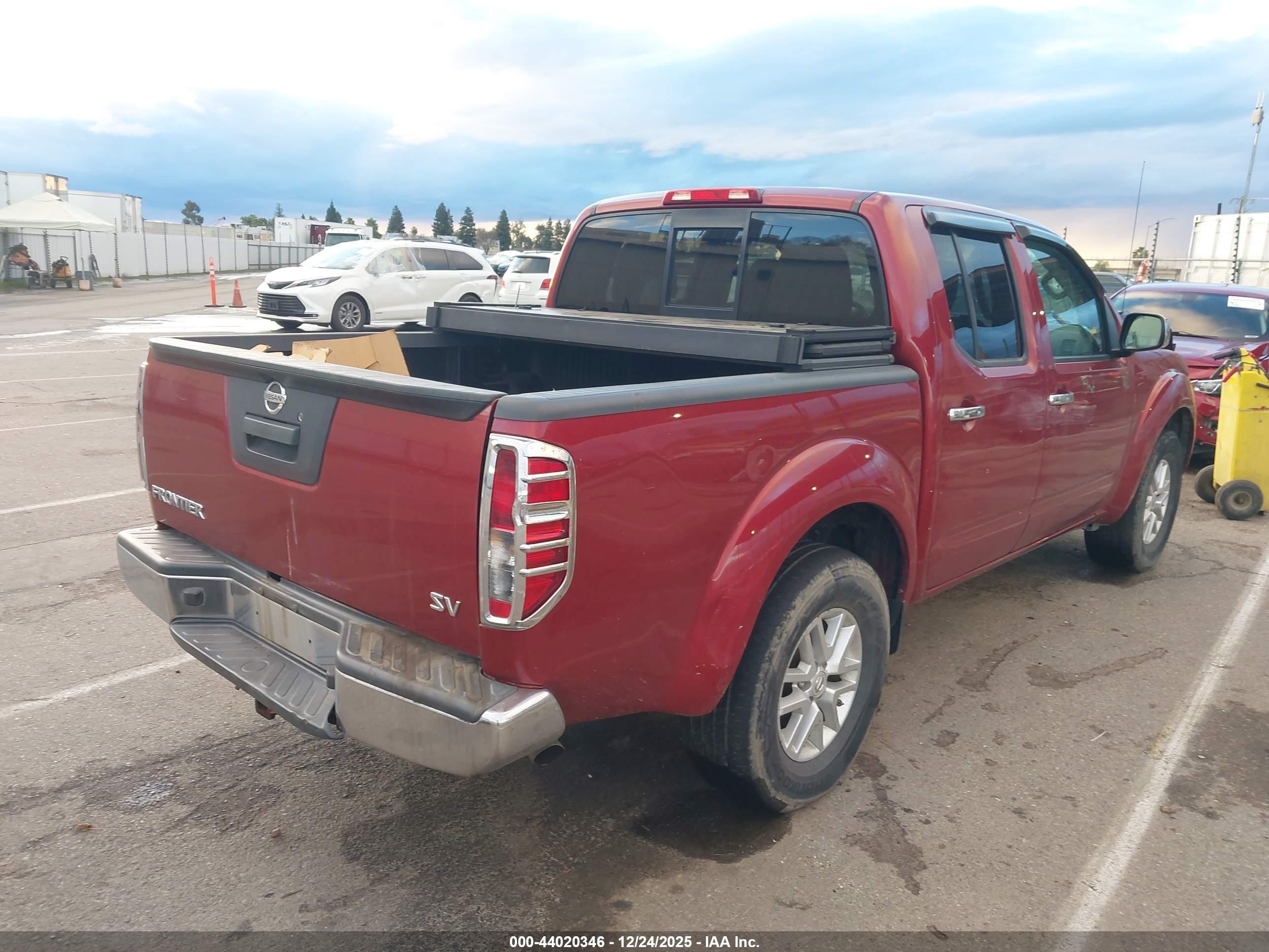 NISSAN FRONTIER image 4