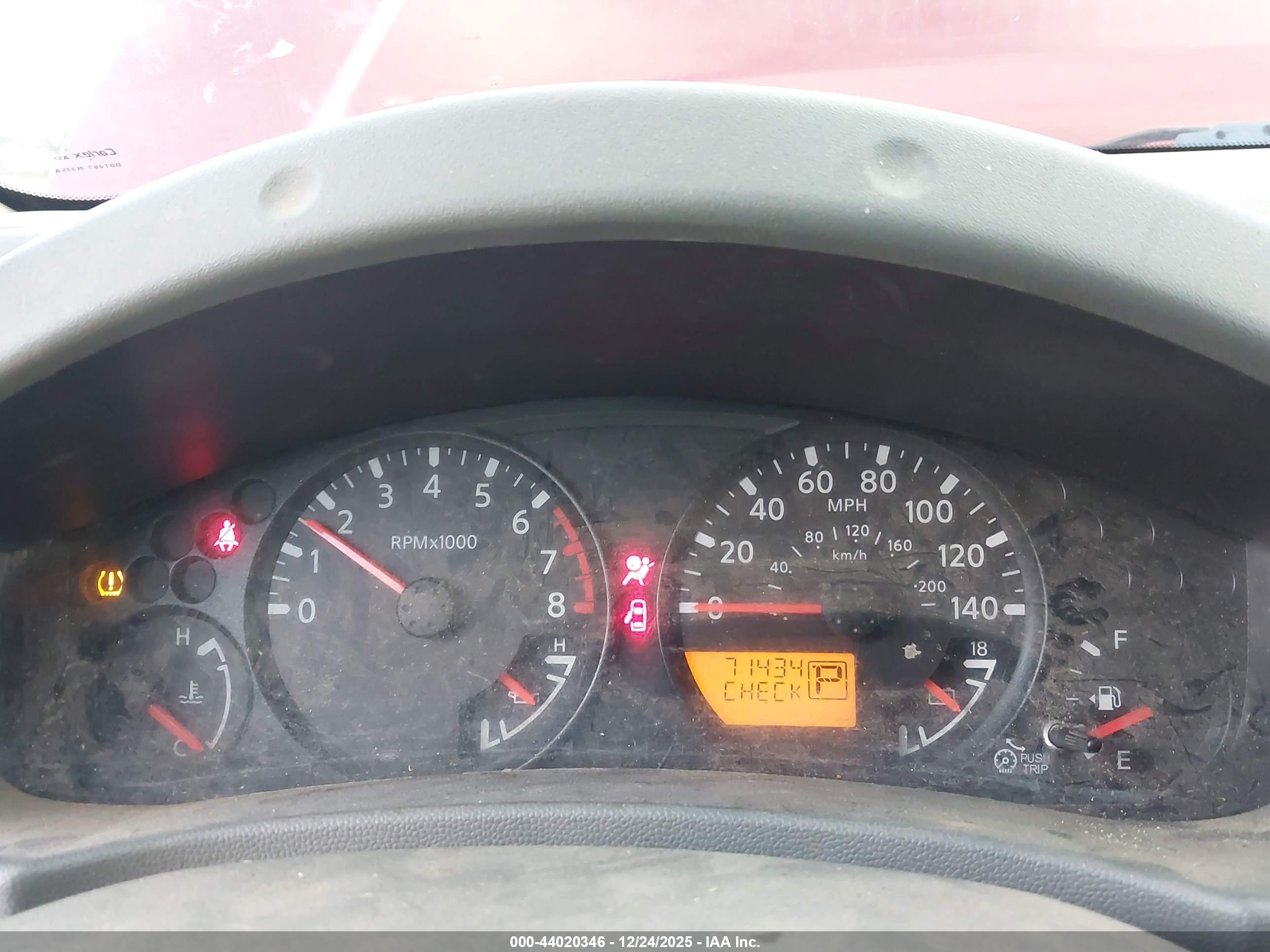 NISSAN FRONTIER image 7