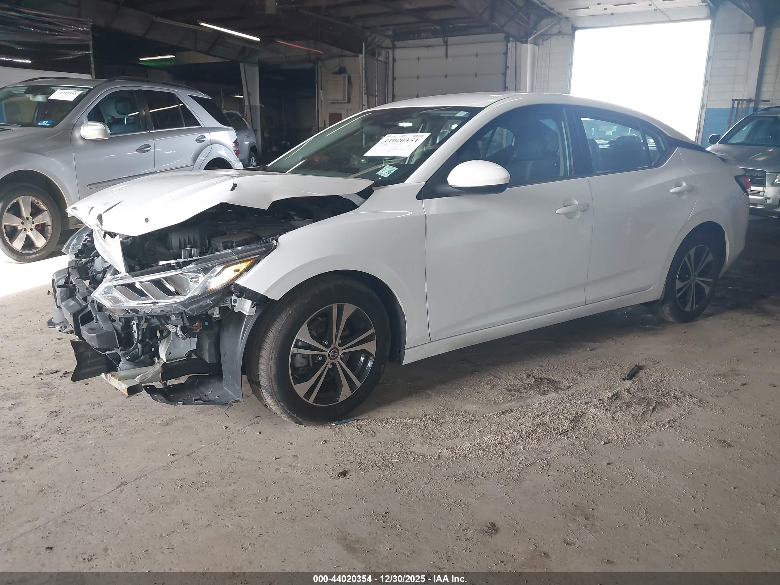 NISSAN SENTRA image 2