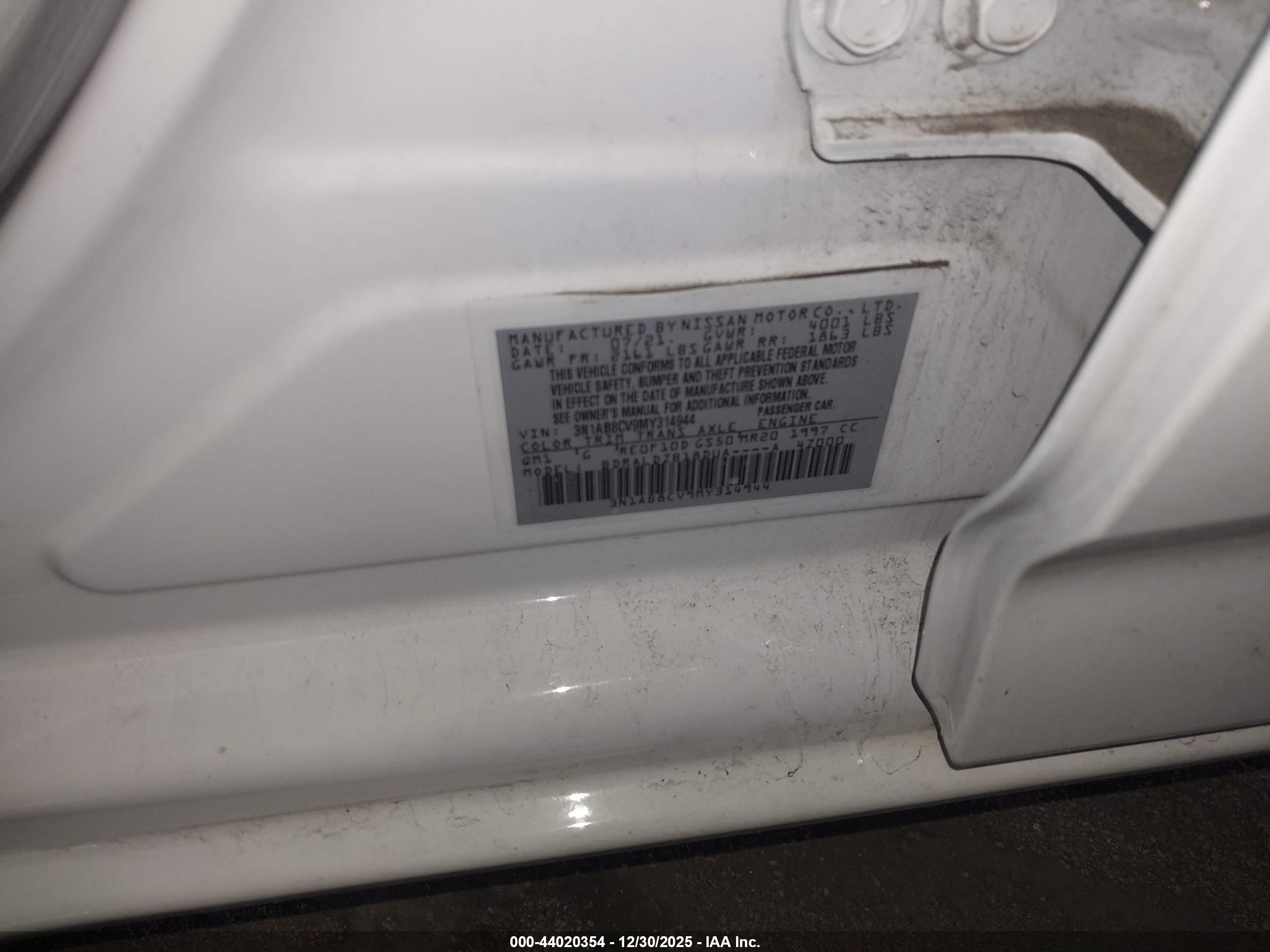 NISSAN SENTRA image 9