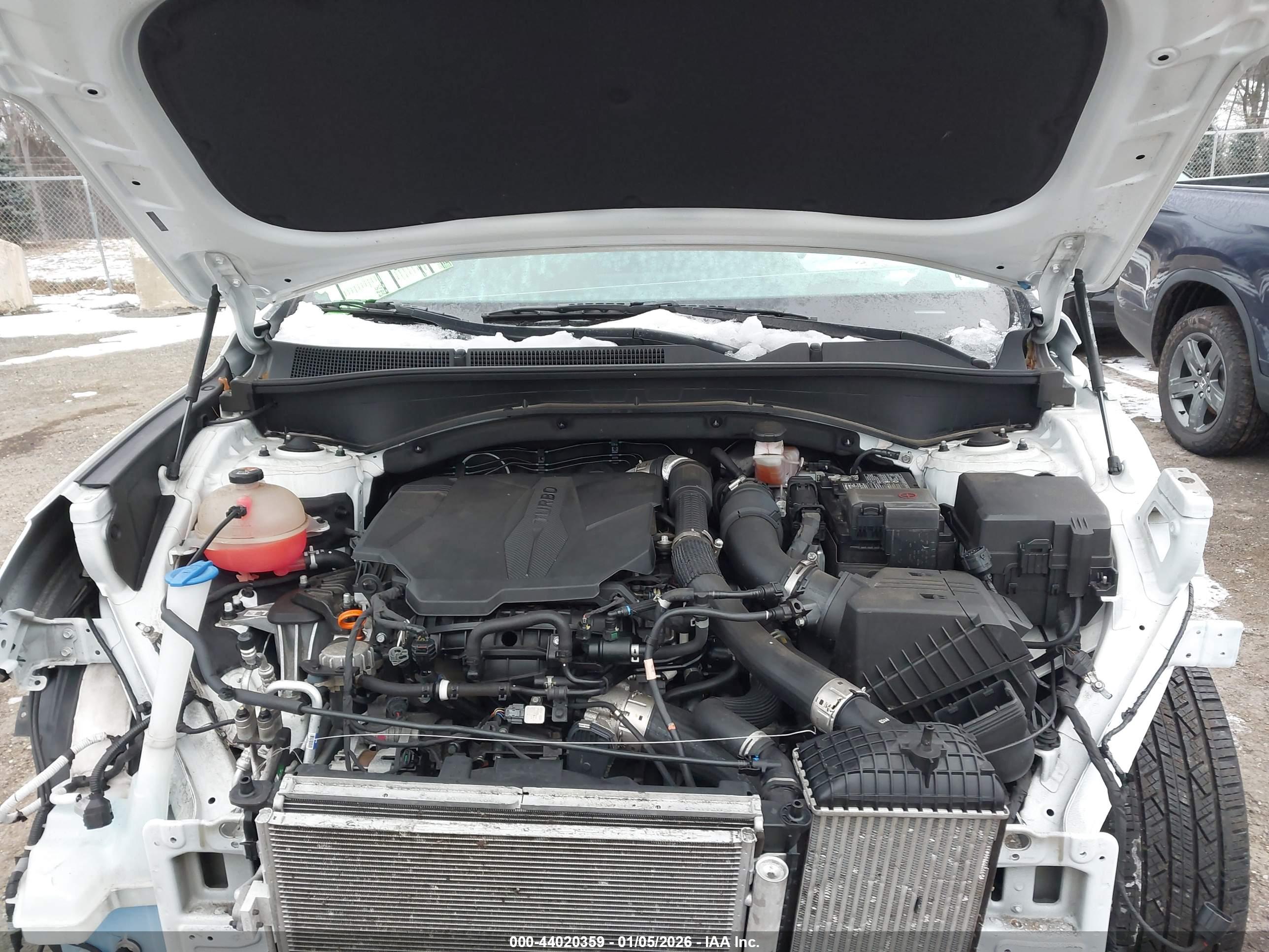 HYUNDAI SANTA image 10