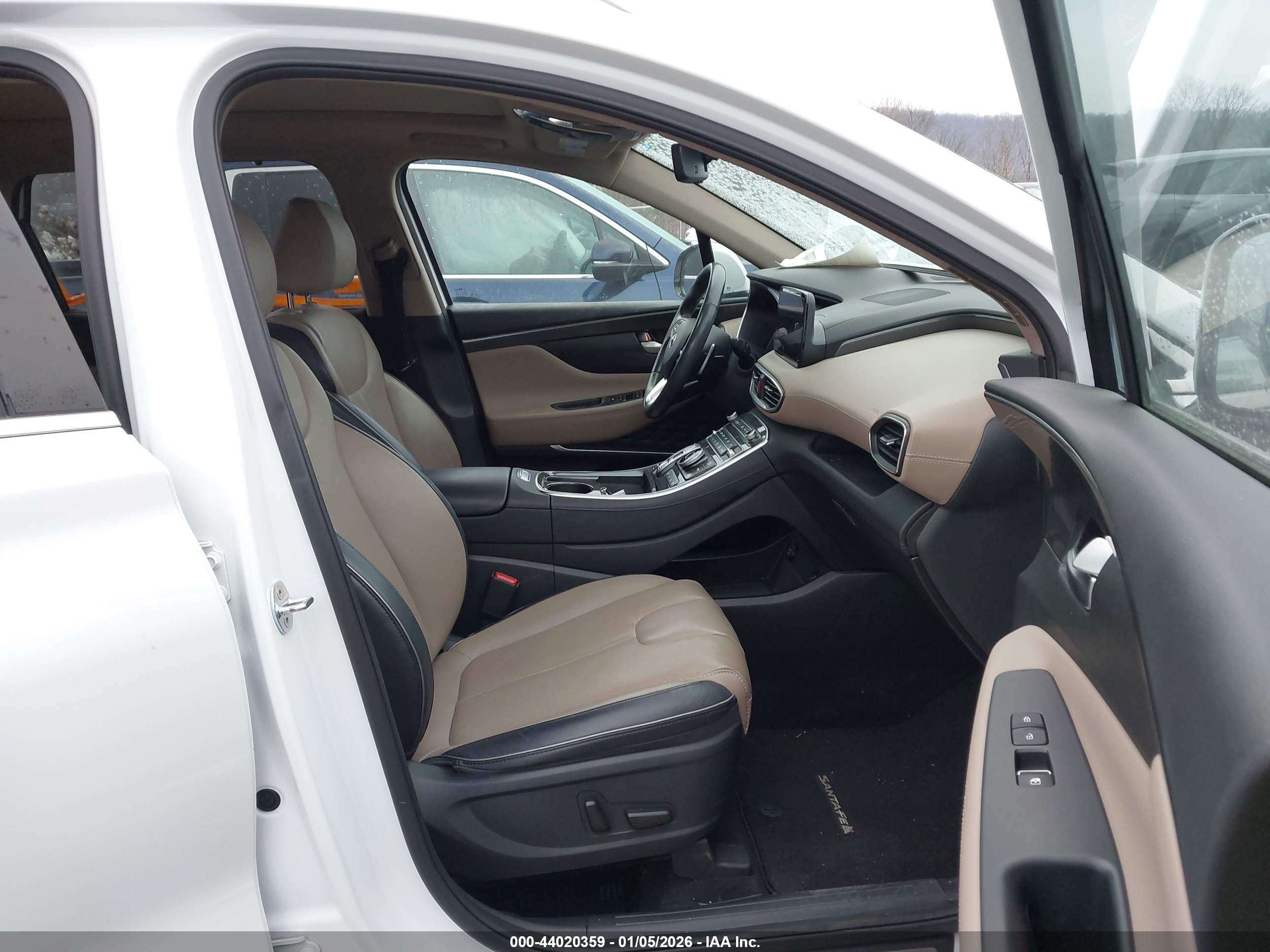 HYUNDAI SANTA image 5