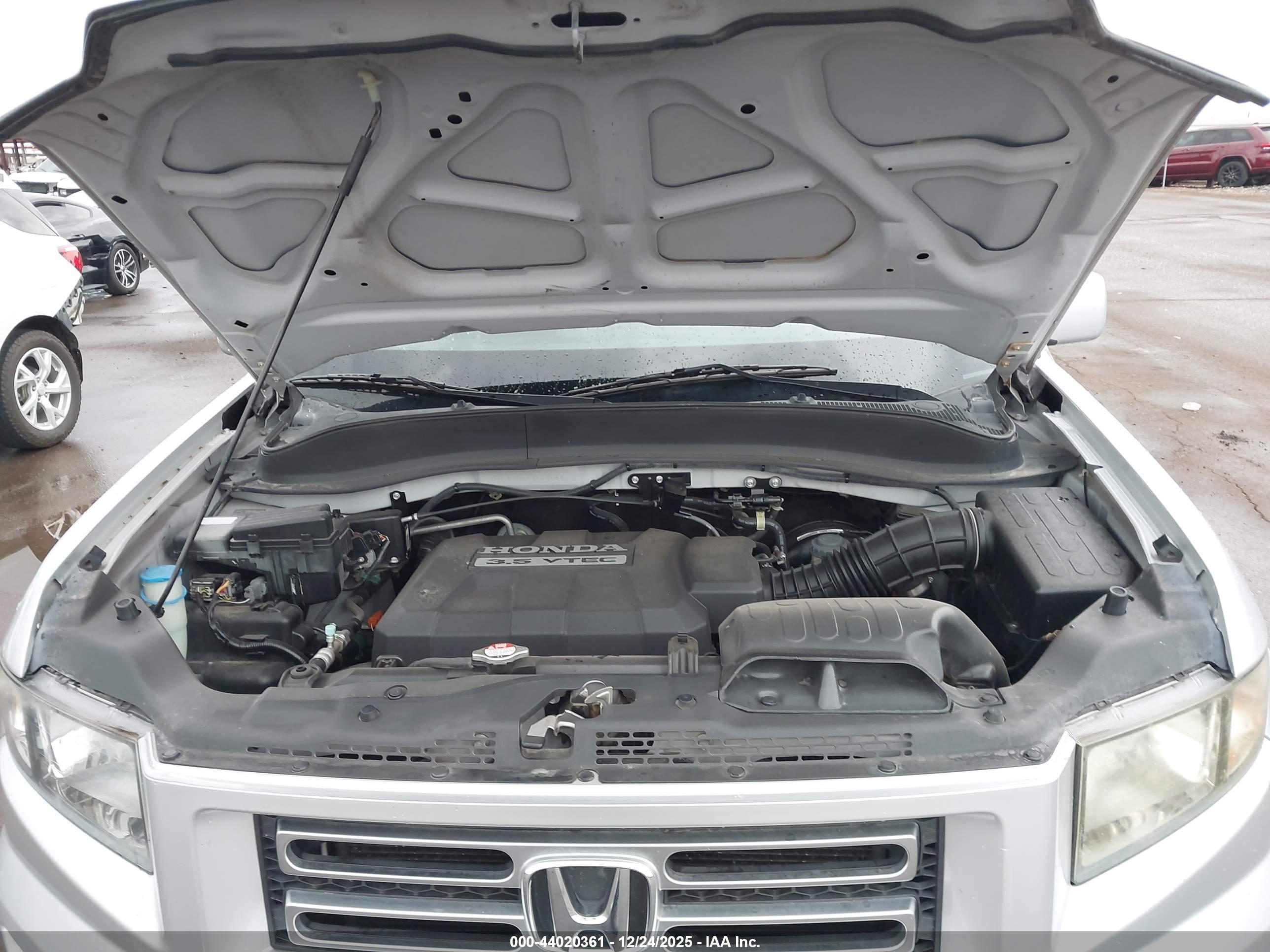 HONDA RIDGELINE image 10