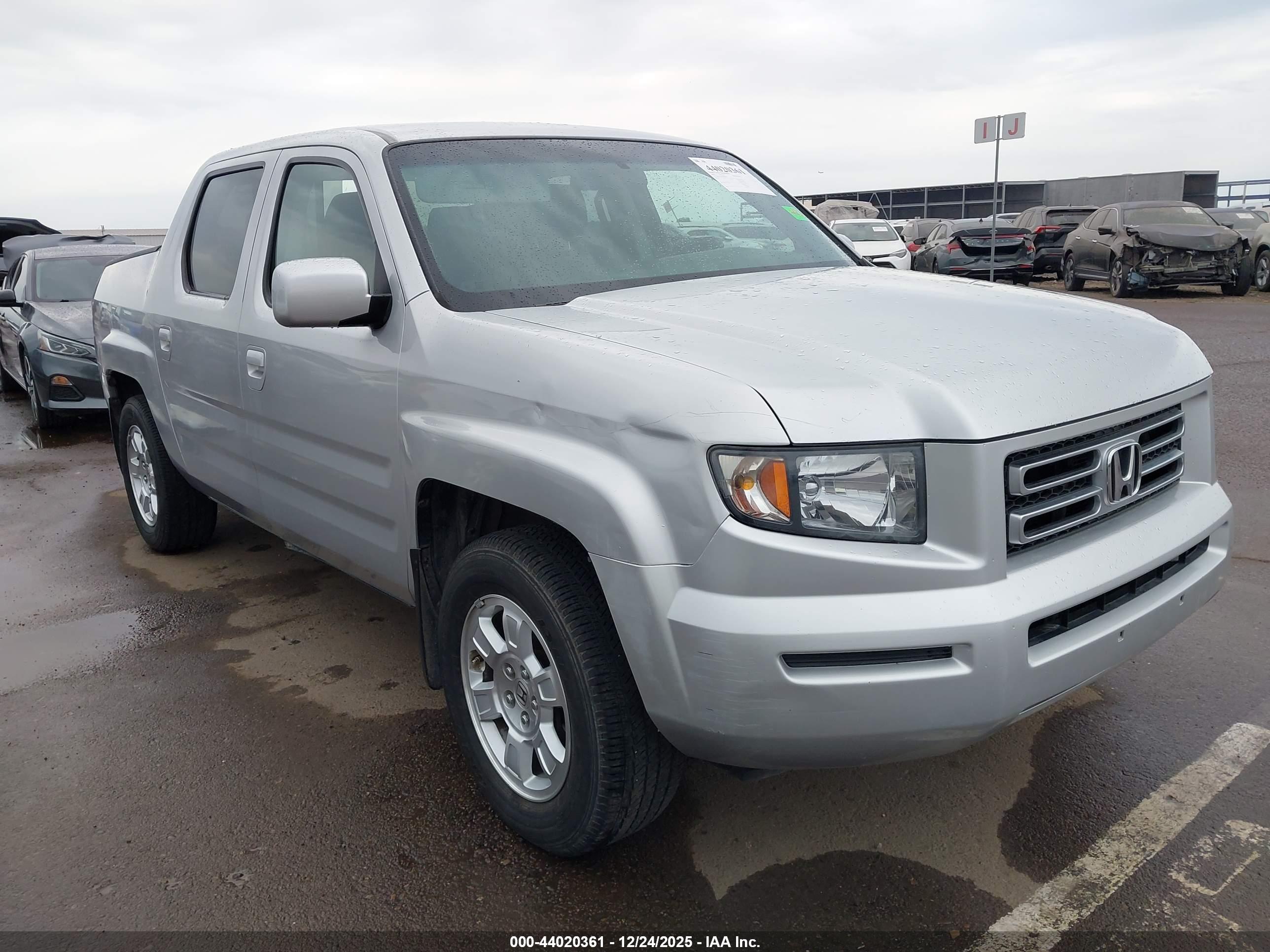HONDA RIDGELINE image 6