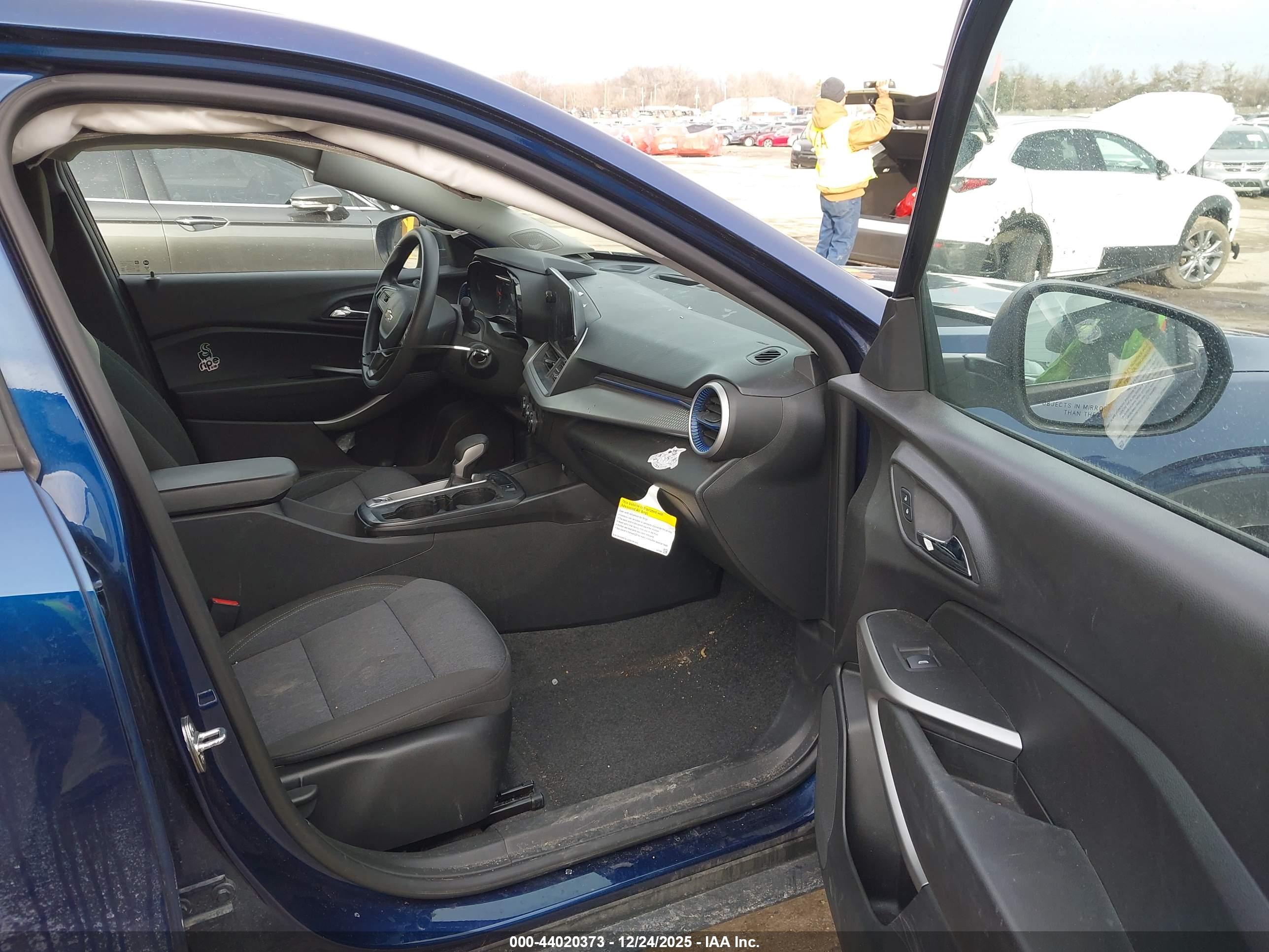 CHEVROLET TRAX image 5