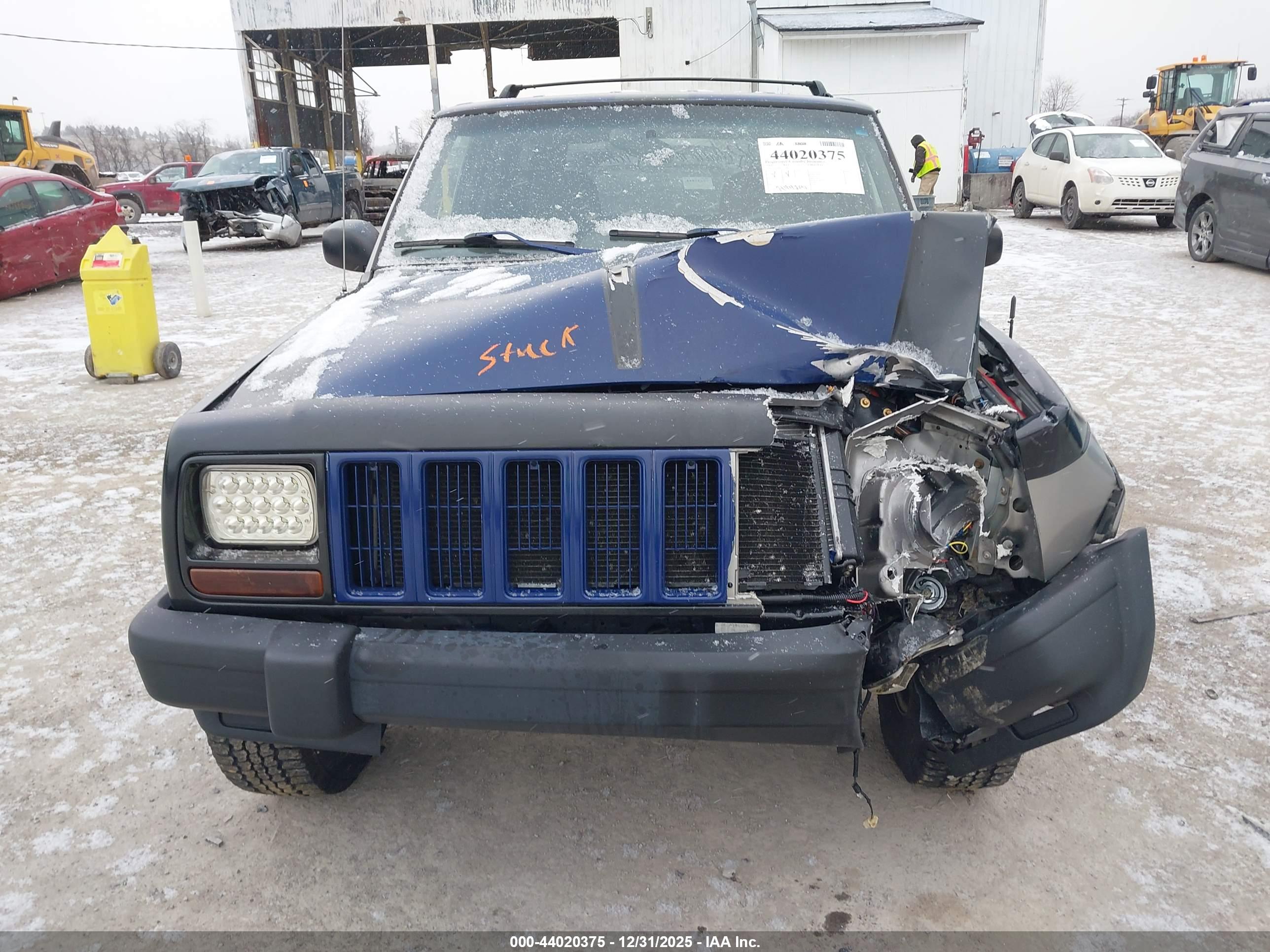JEEP CHEROKEE image 6