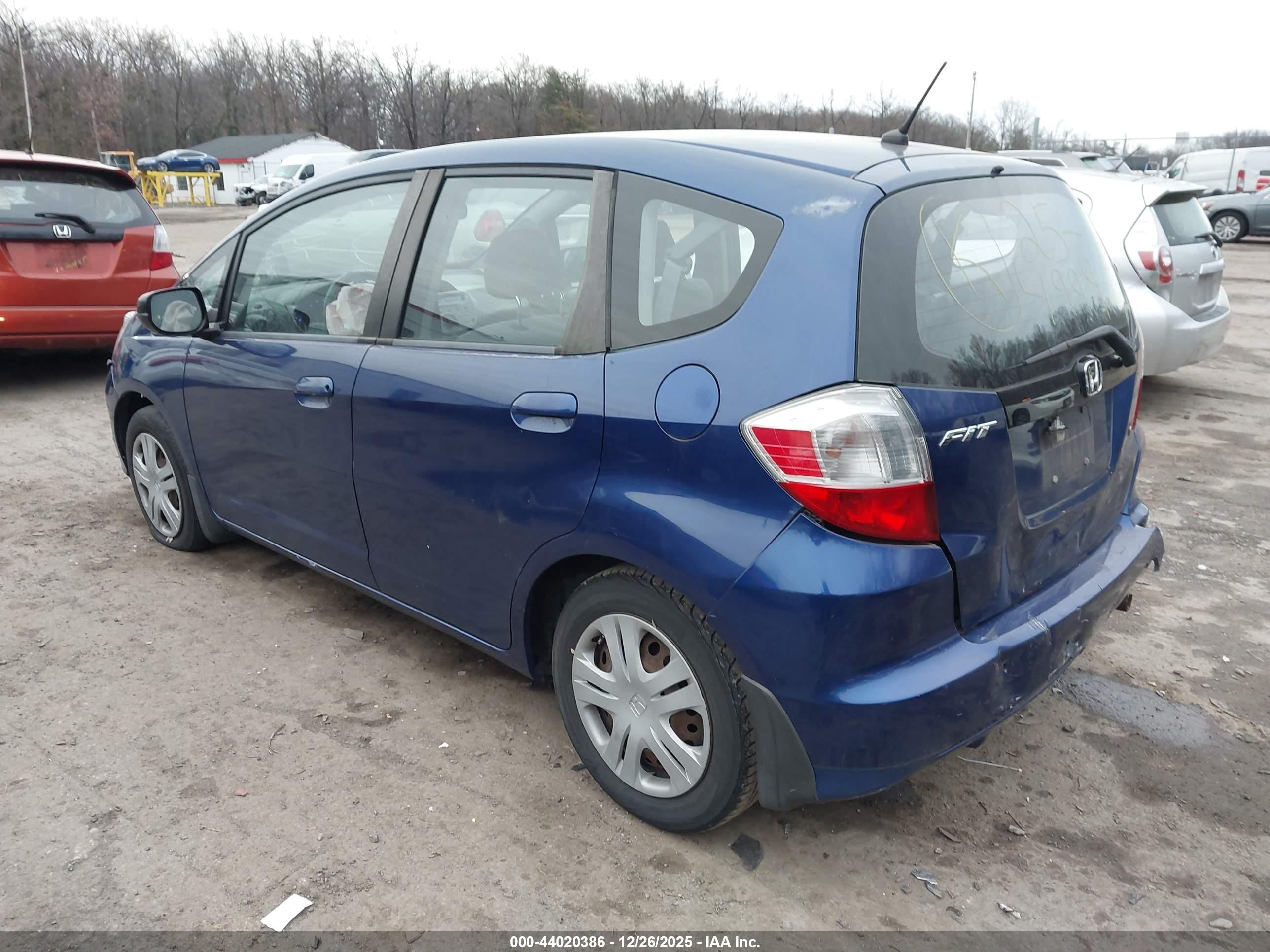 HONDA FIT image 3
