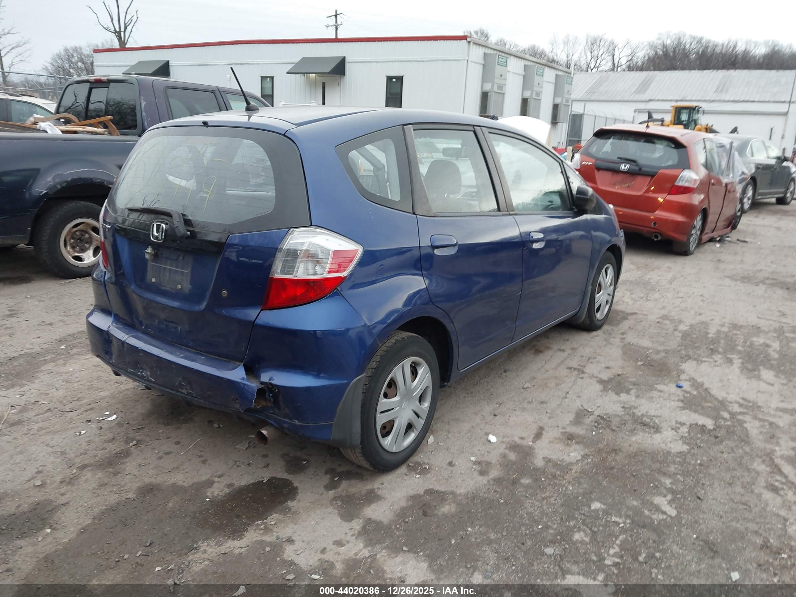 HONDA FIT image 4