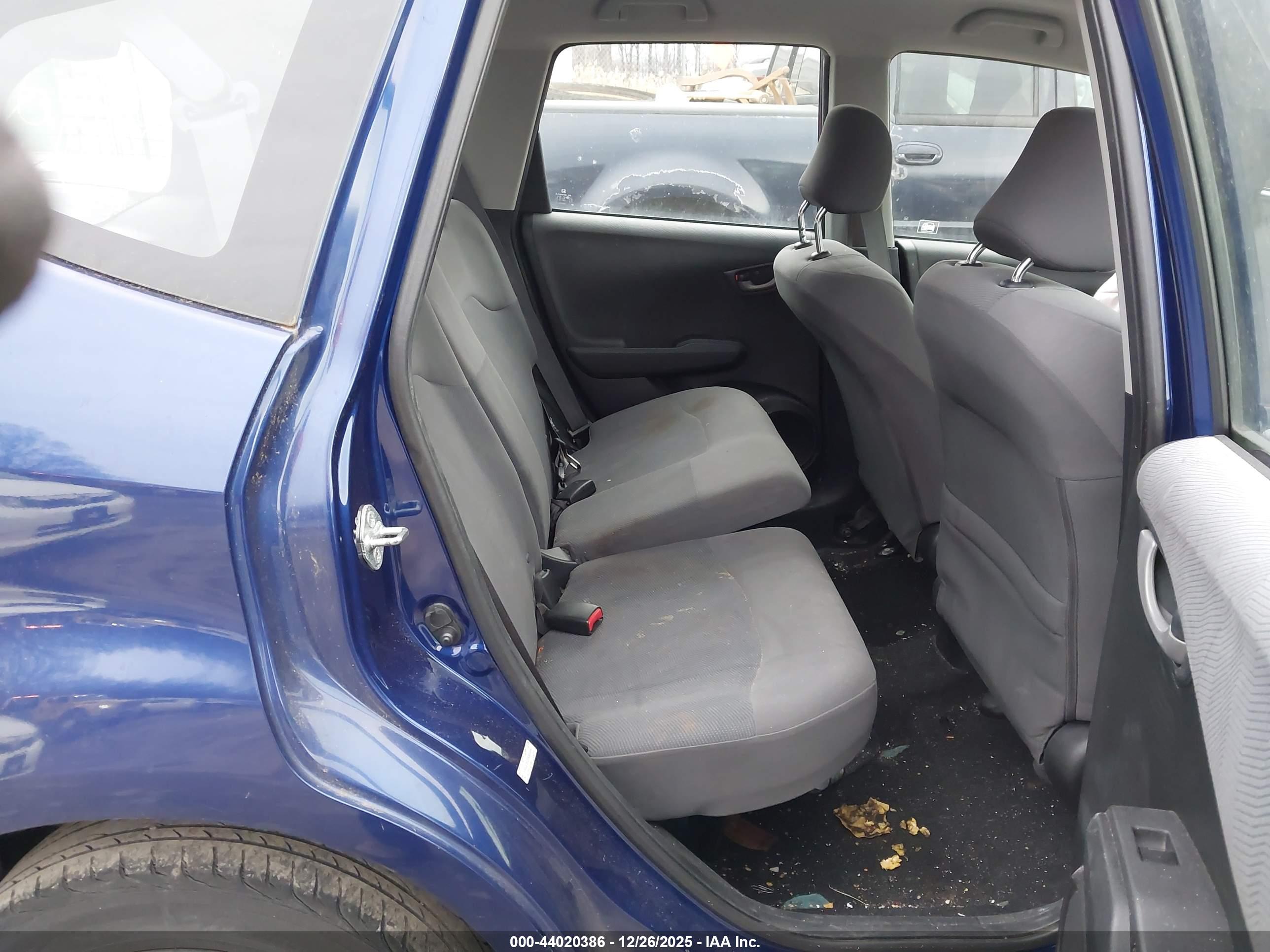 HONDA FIT image 8