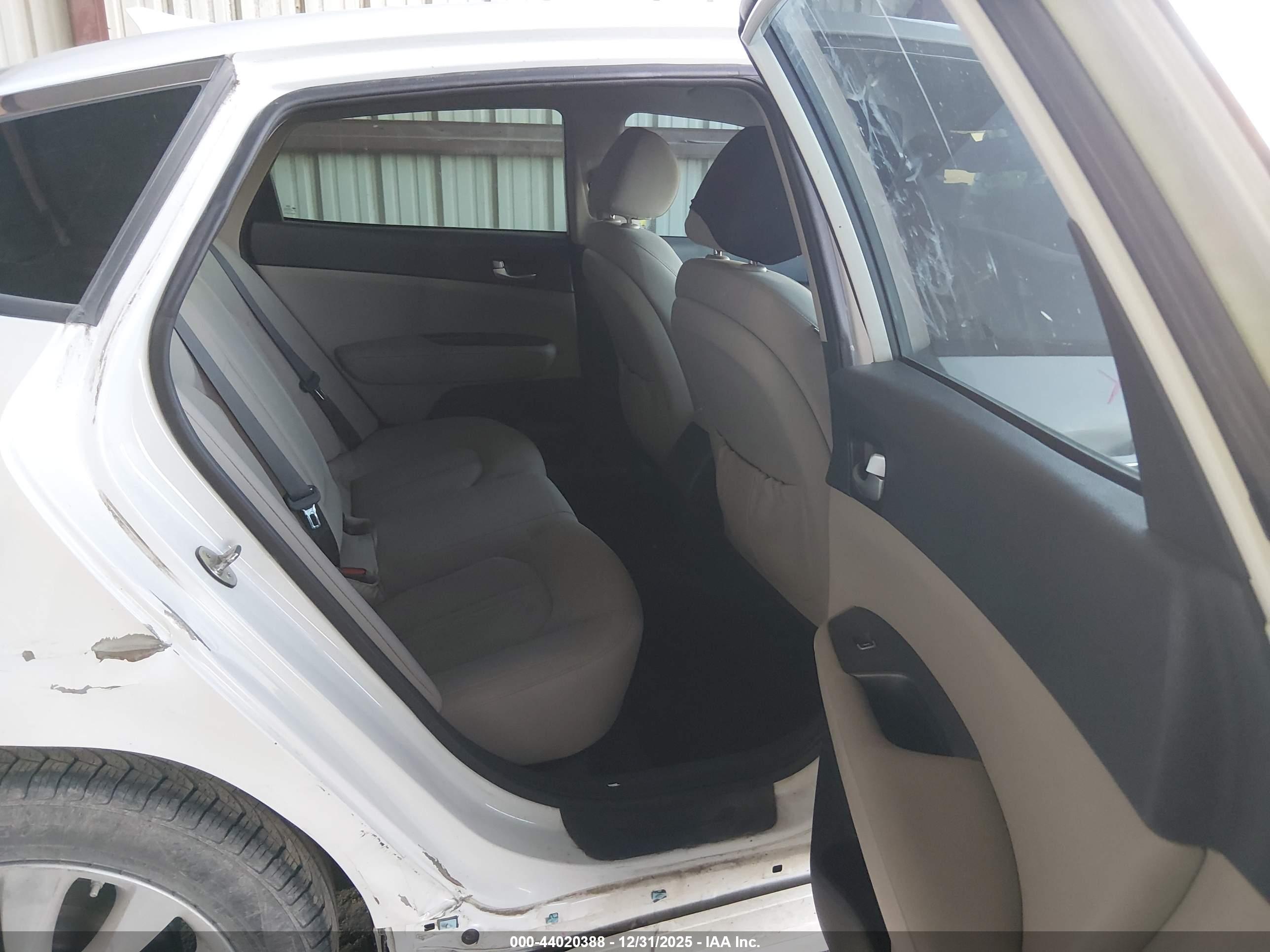 KIA OPTIMA image 8