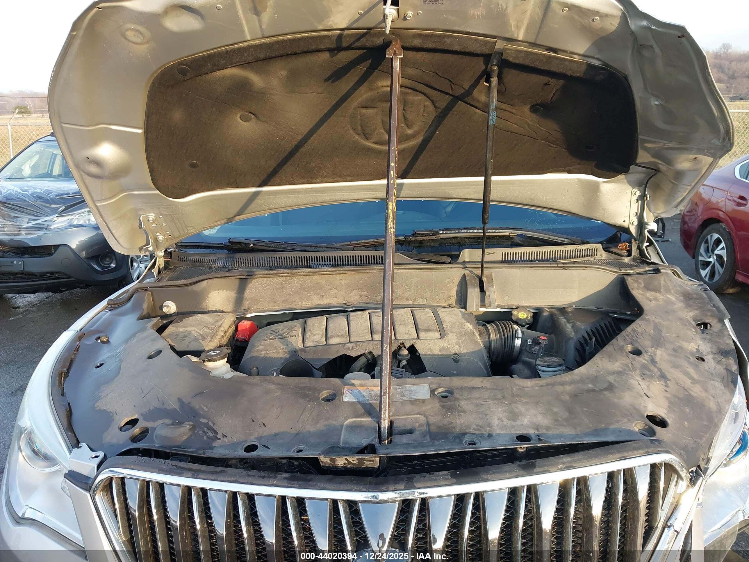 BUICK ENCLAVE image 10