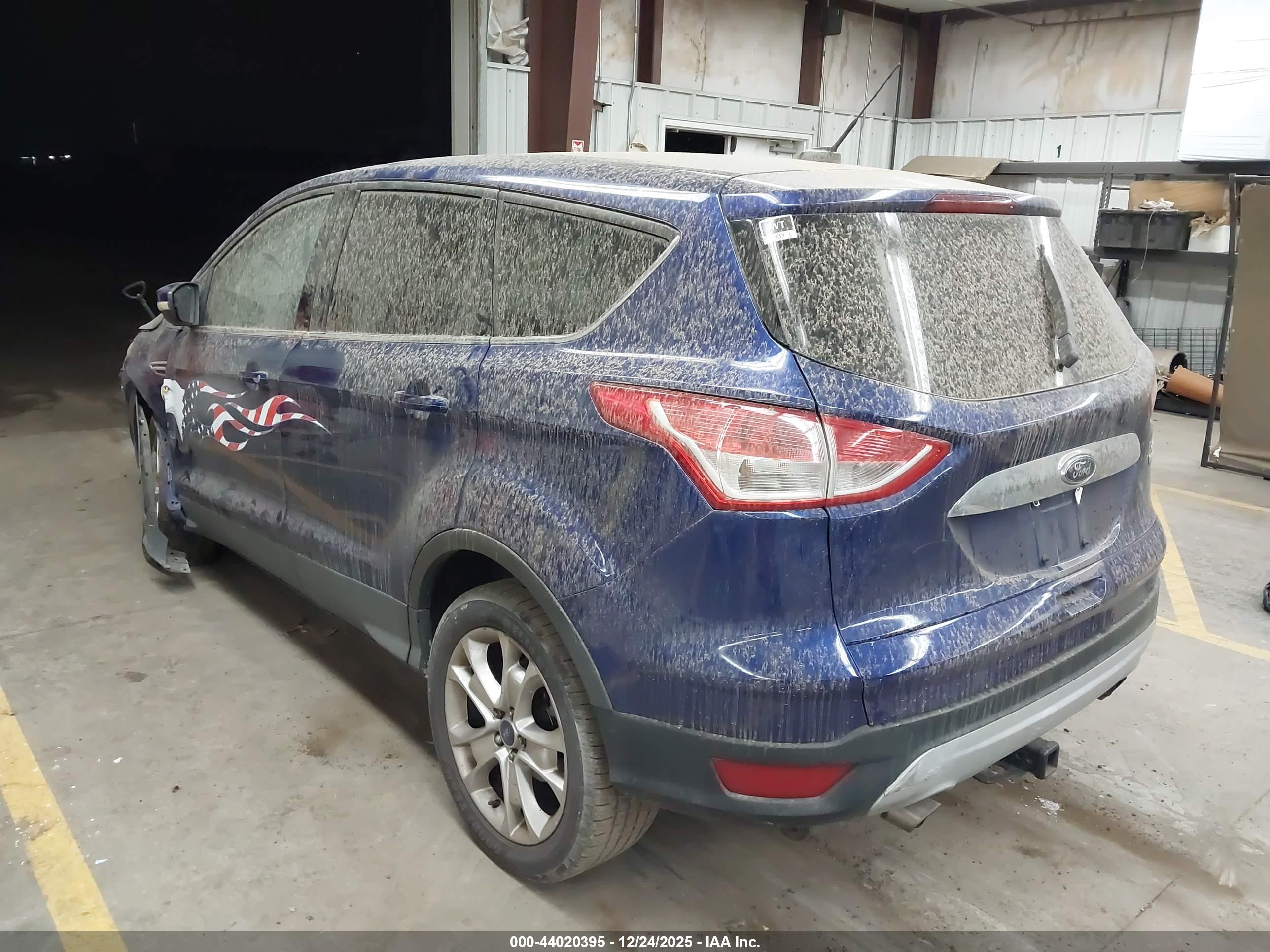 FORD ESCAPE image 3