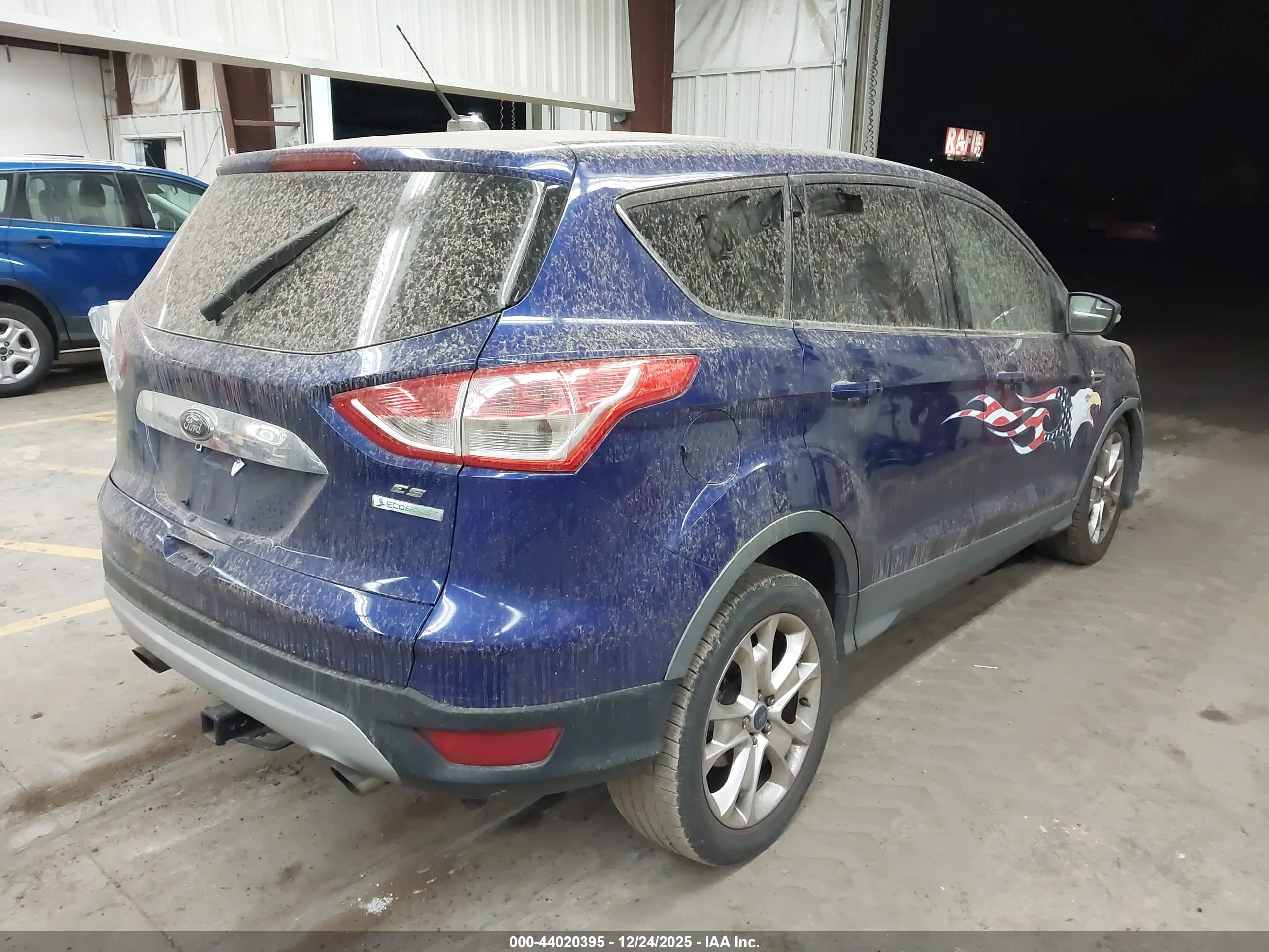 FORD ESCAPE image 4