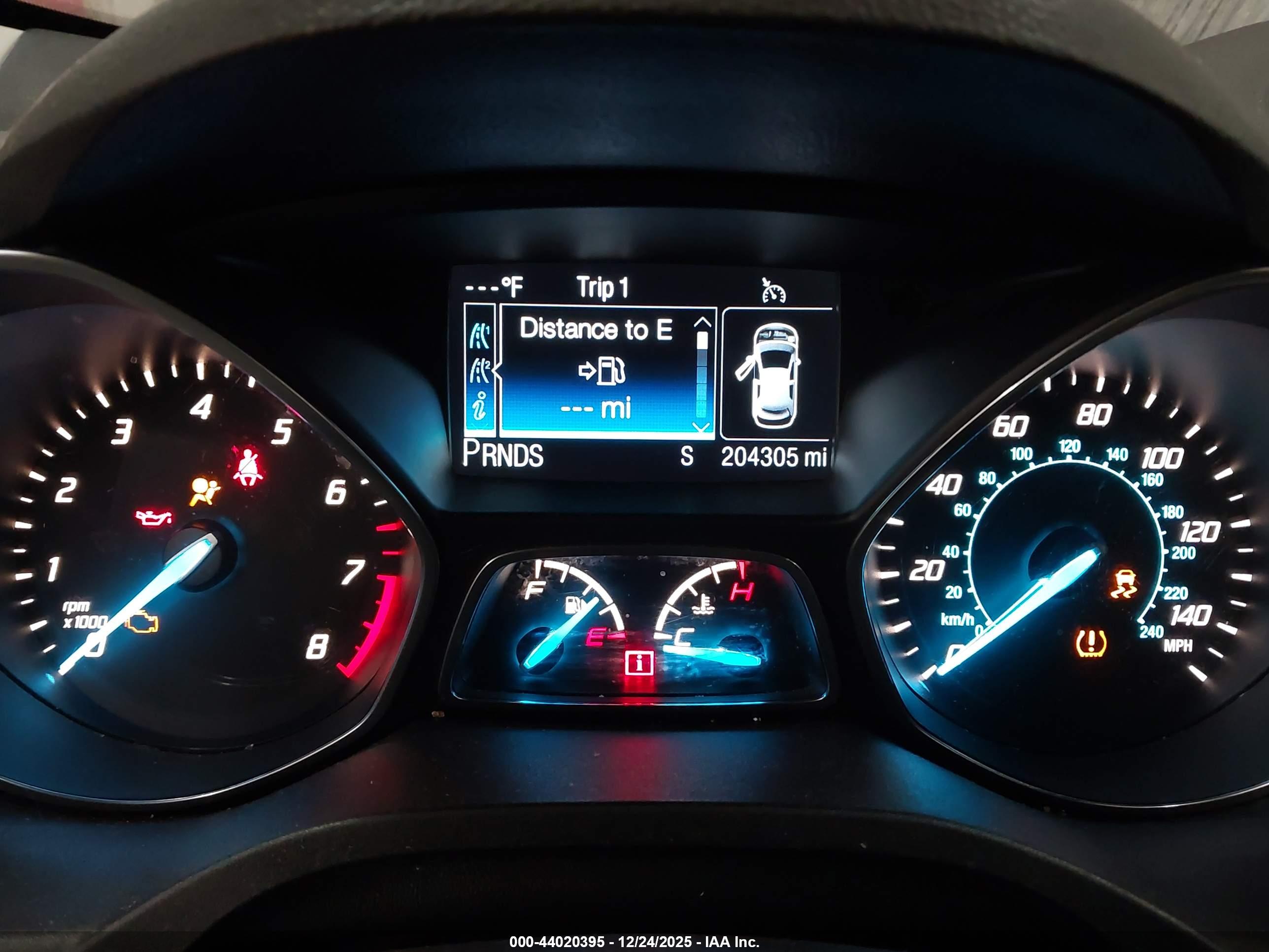 FORD ESCAPE image 7