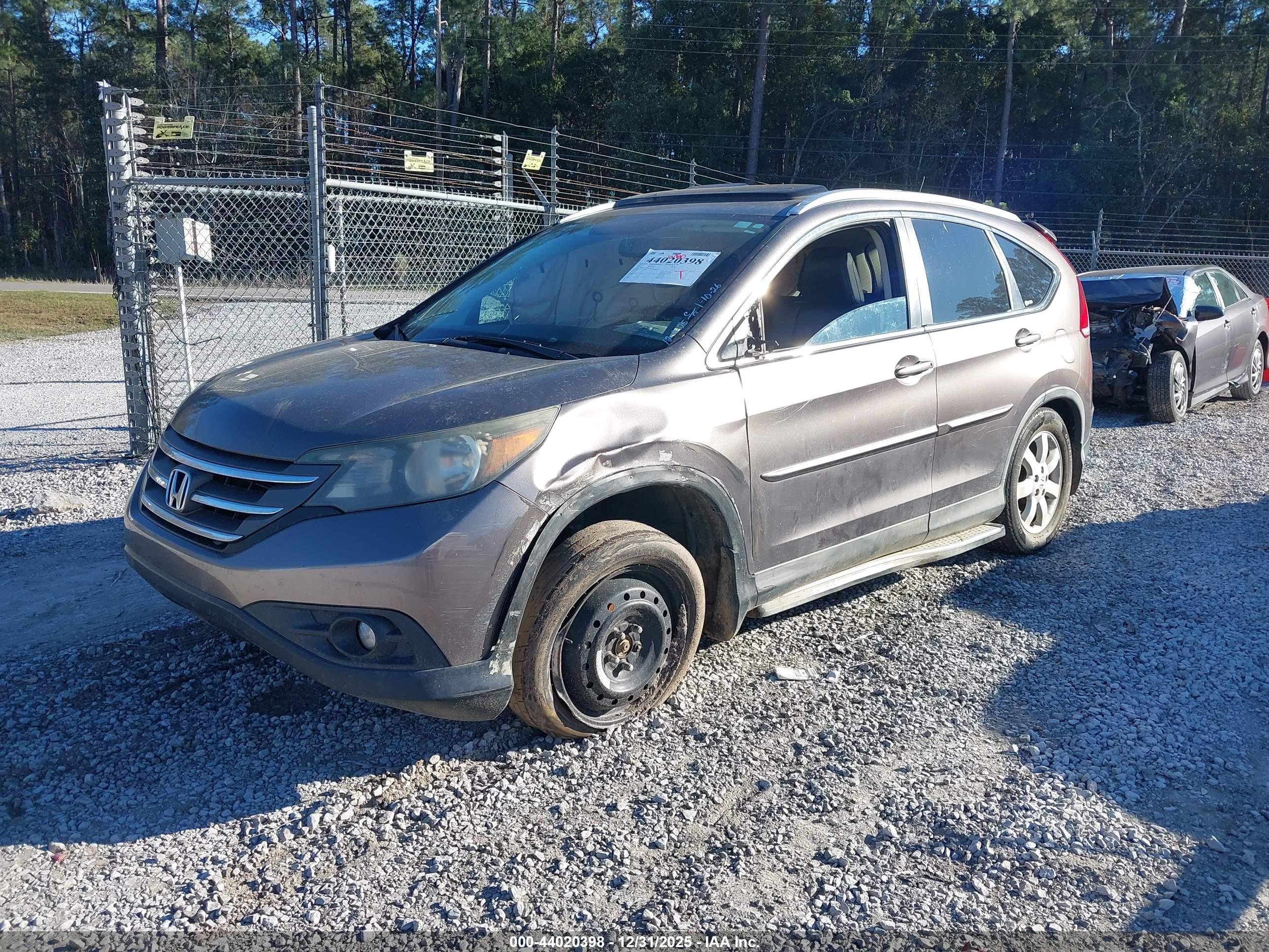 HONDA CR-V image 2