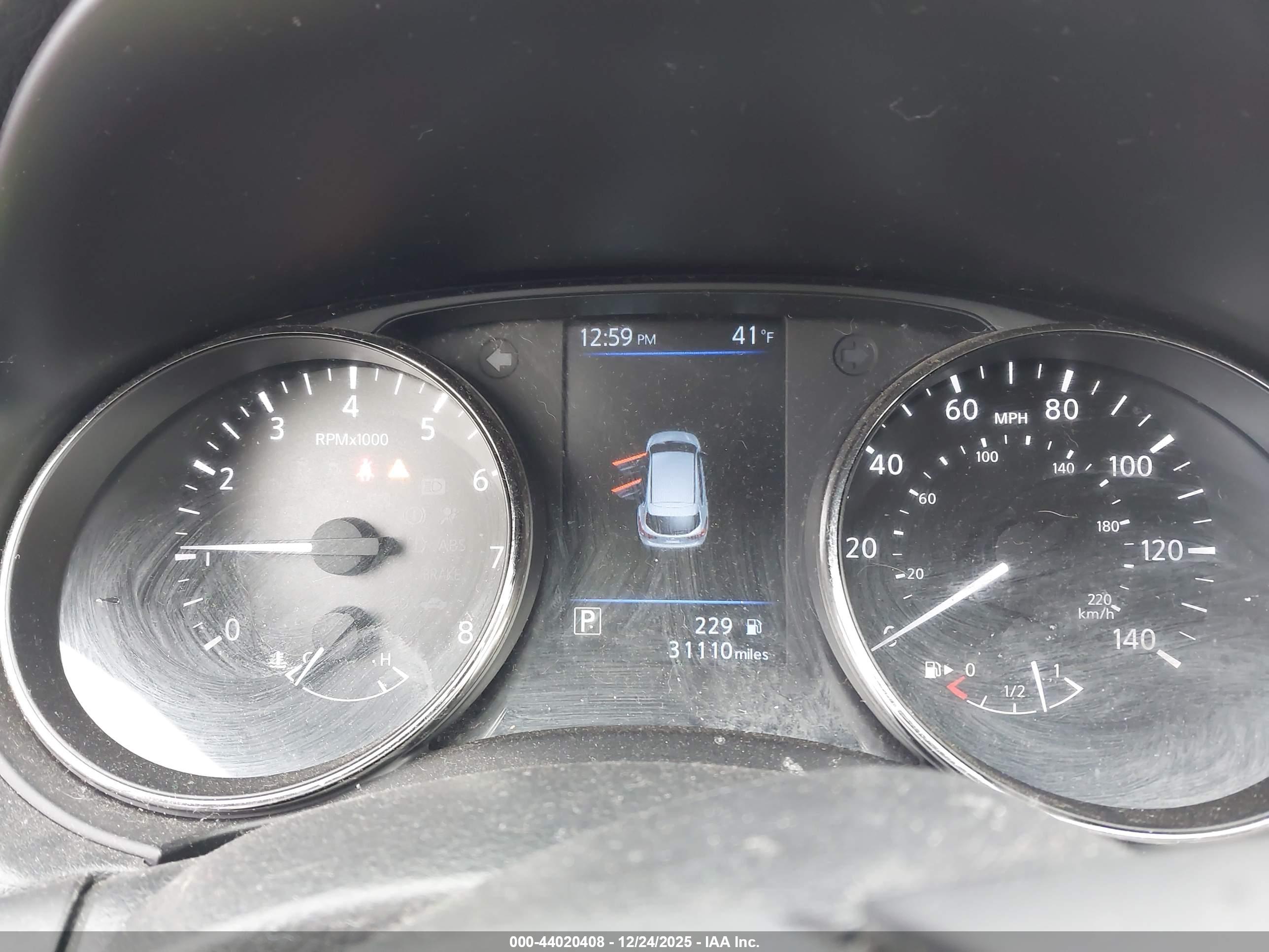 NISSAN ROGUE image 7