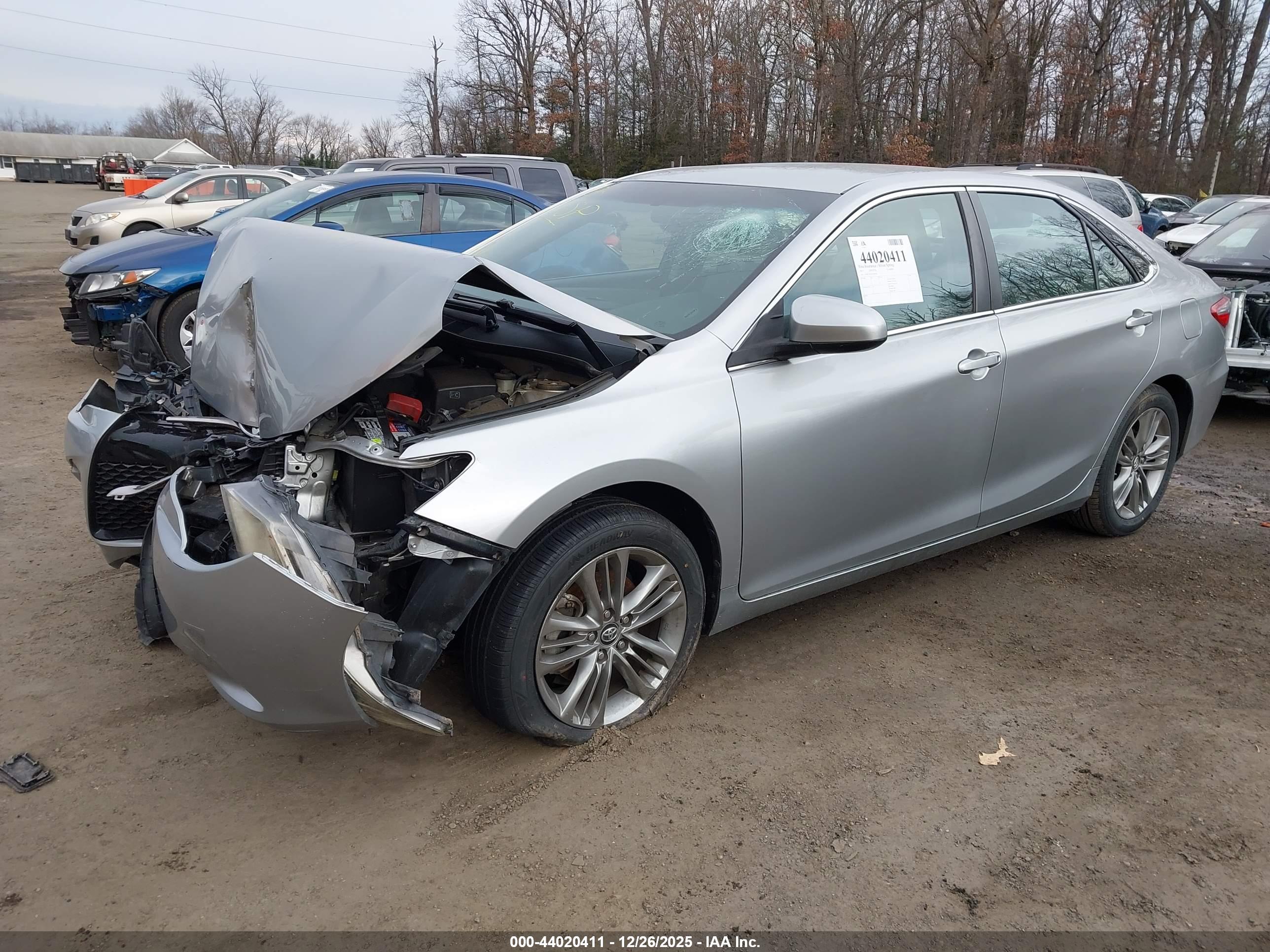 TOYOTA CAMRY image 2
