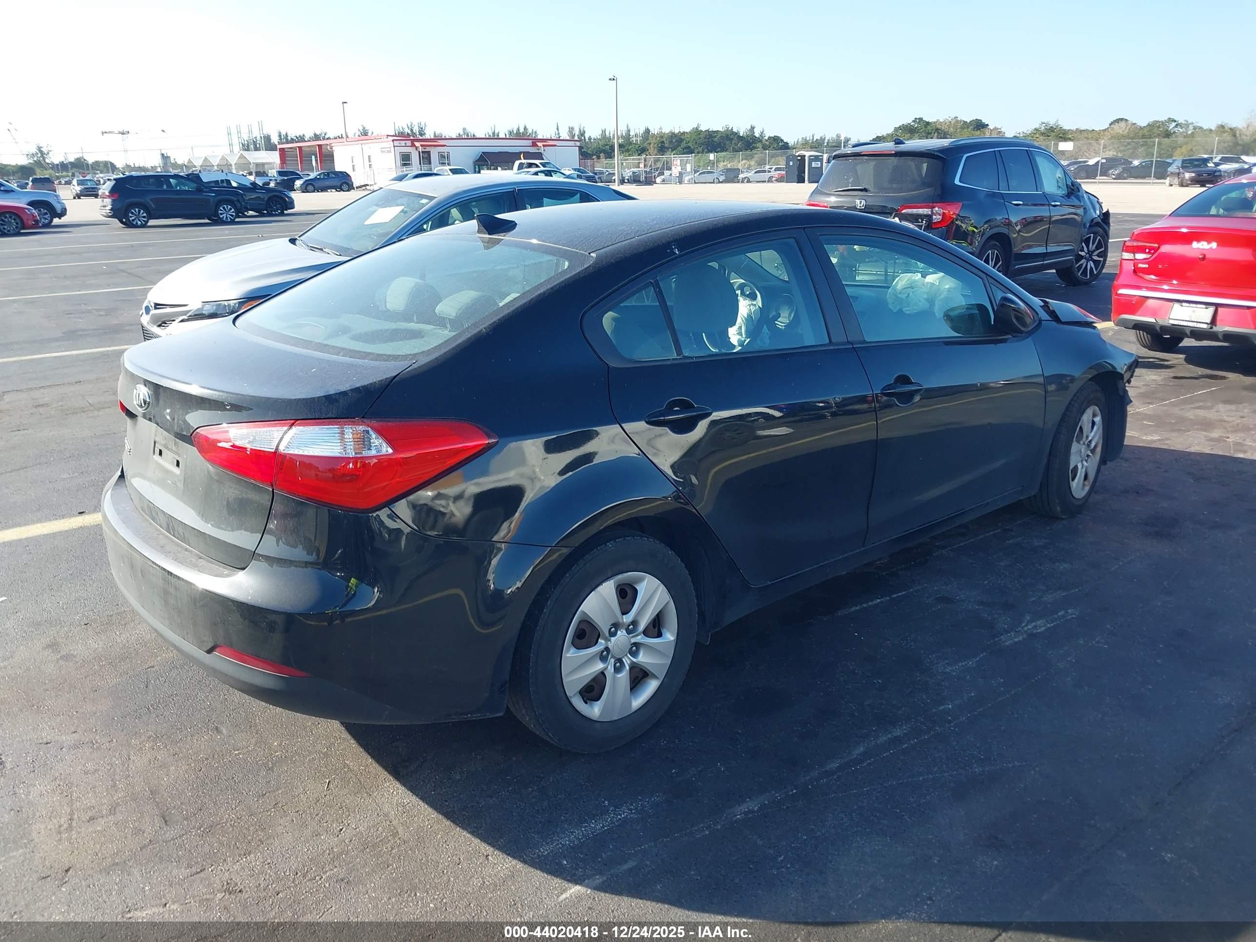 KIA FORTE image 4