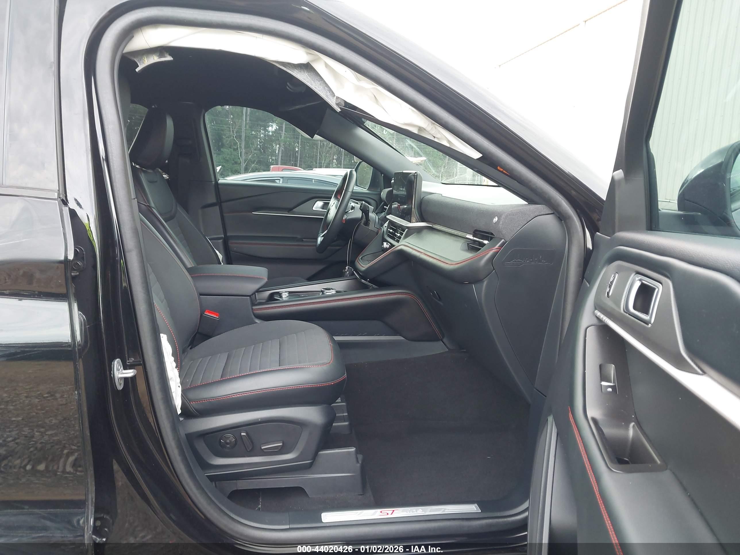 FORD EXPLORER image 5