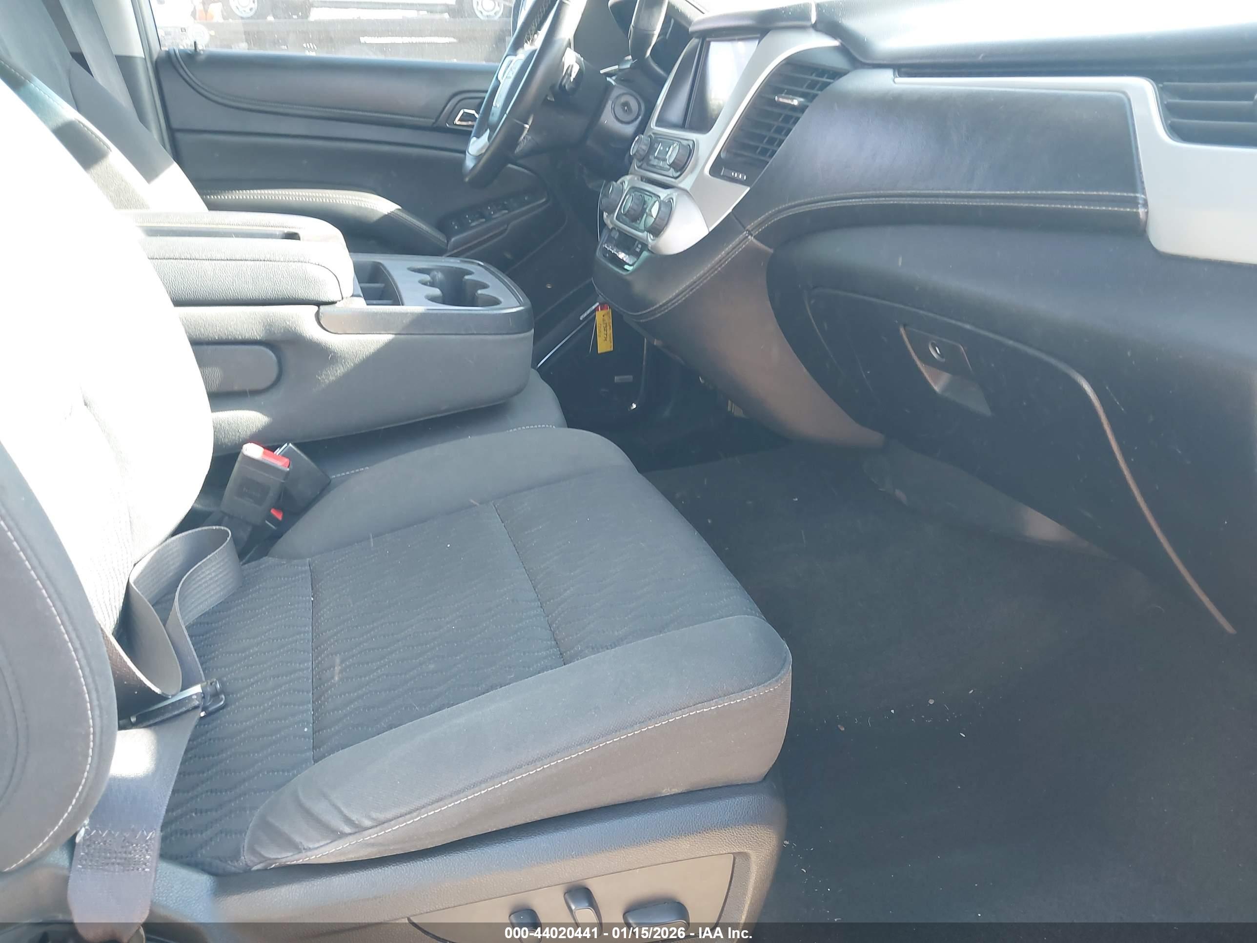 GMC YUKON image 5