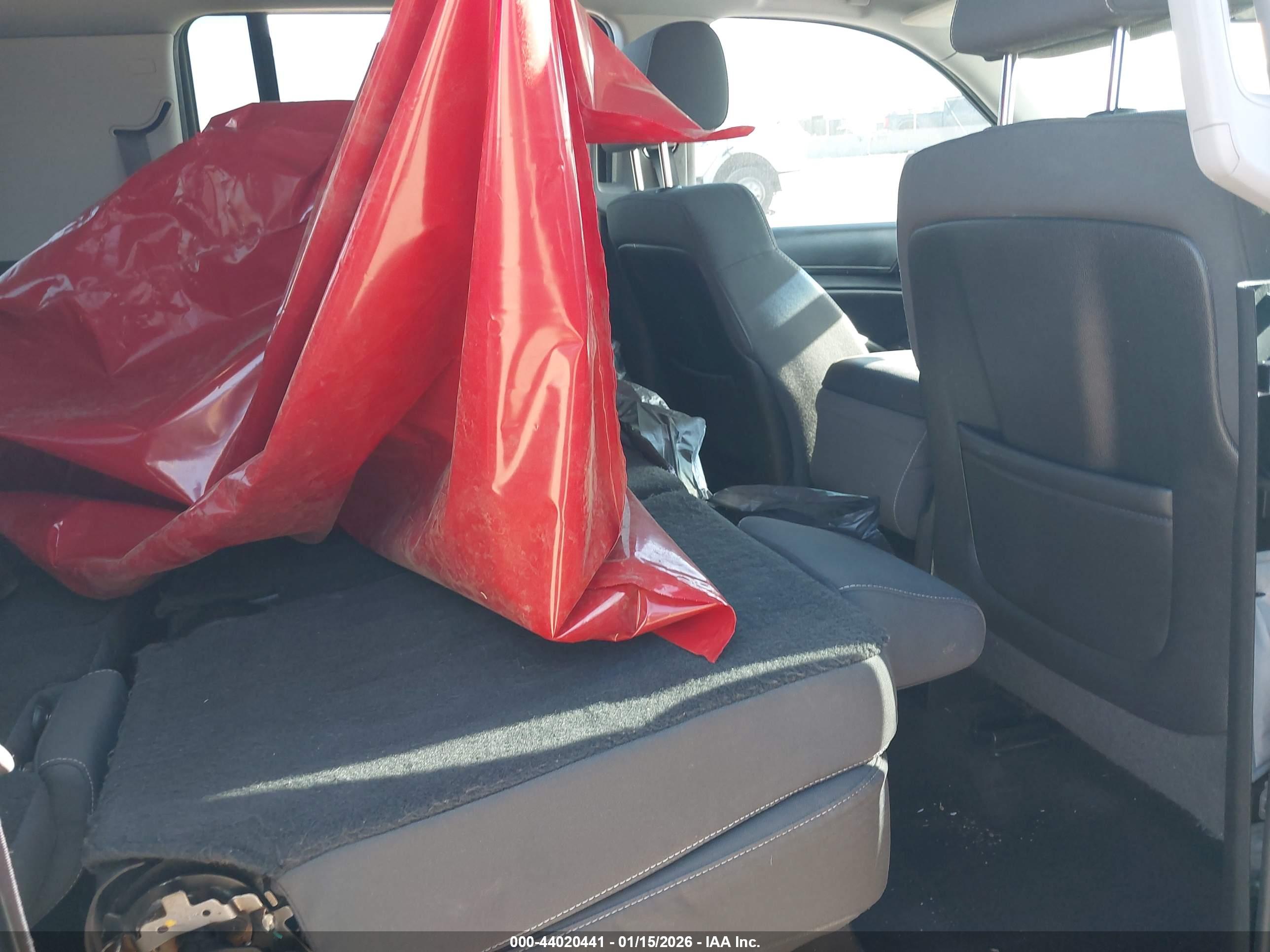 GMC YUKON image 8