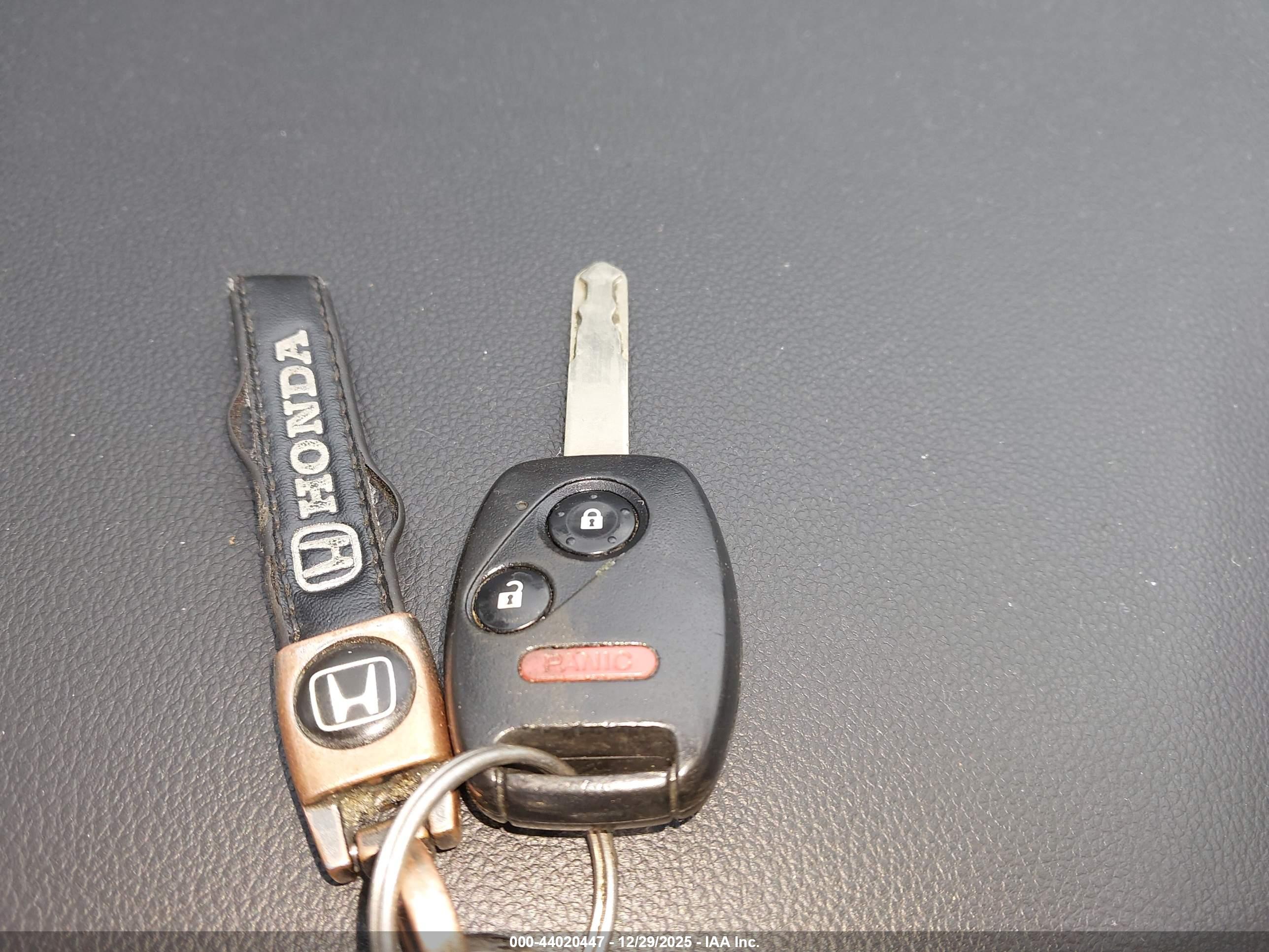 HONDA CR-V image 11