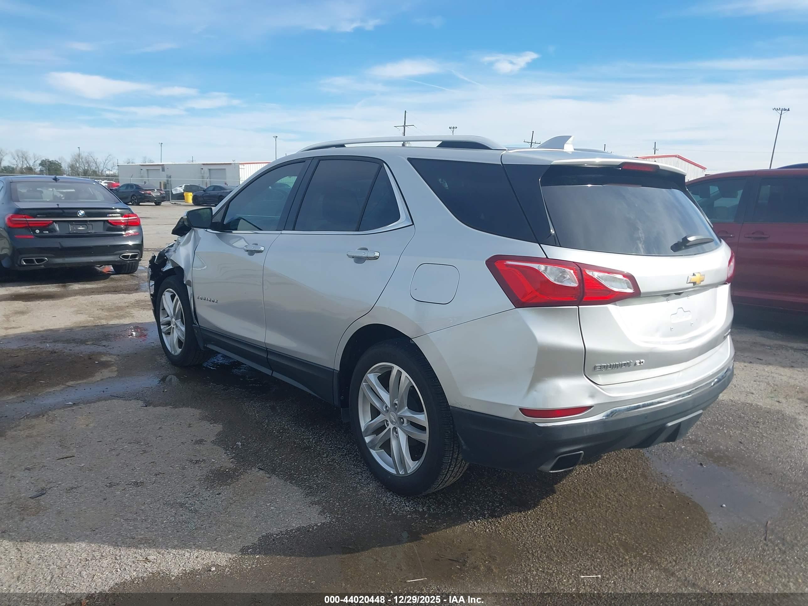 CHEVROLET EQUINOX image 3