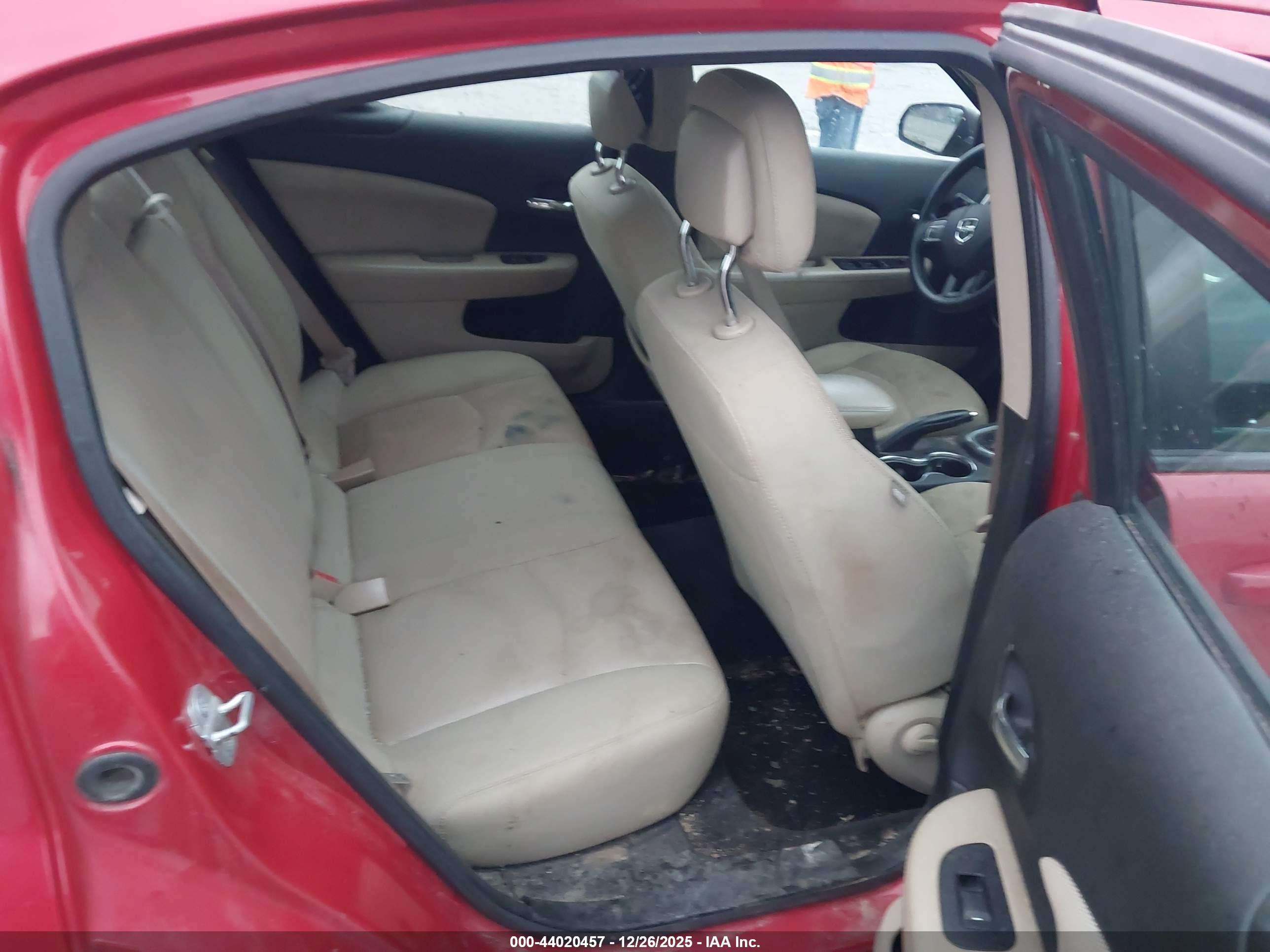 DODGE AVENGER image 8