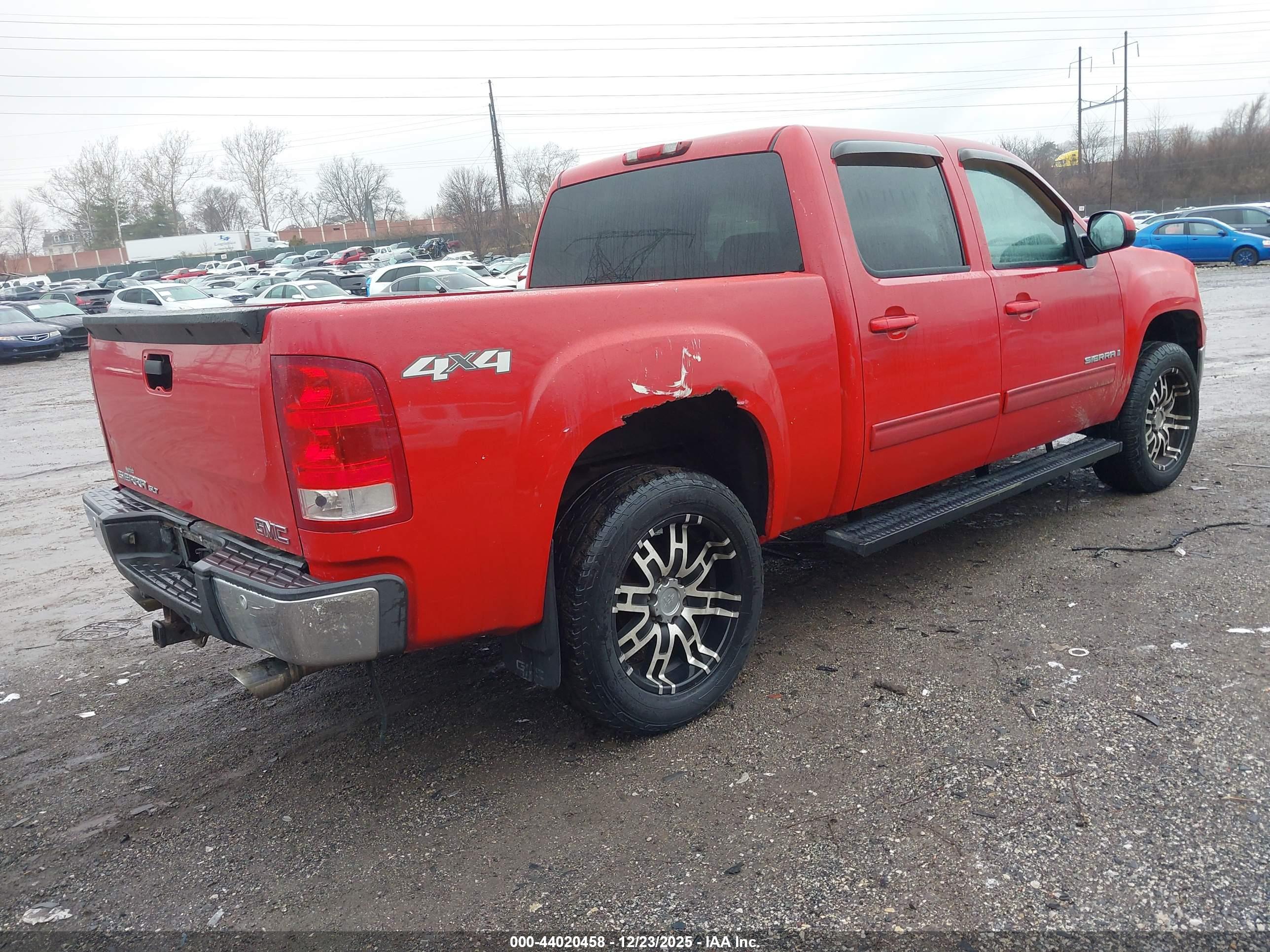 GMC SIERRA image 4