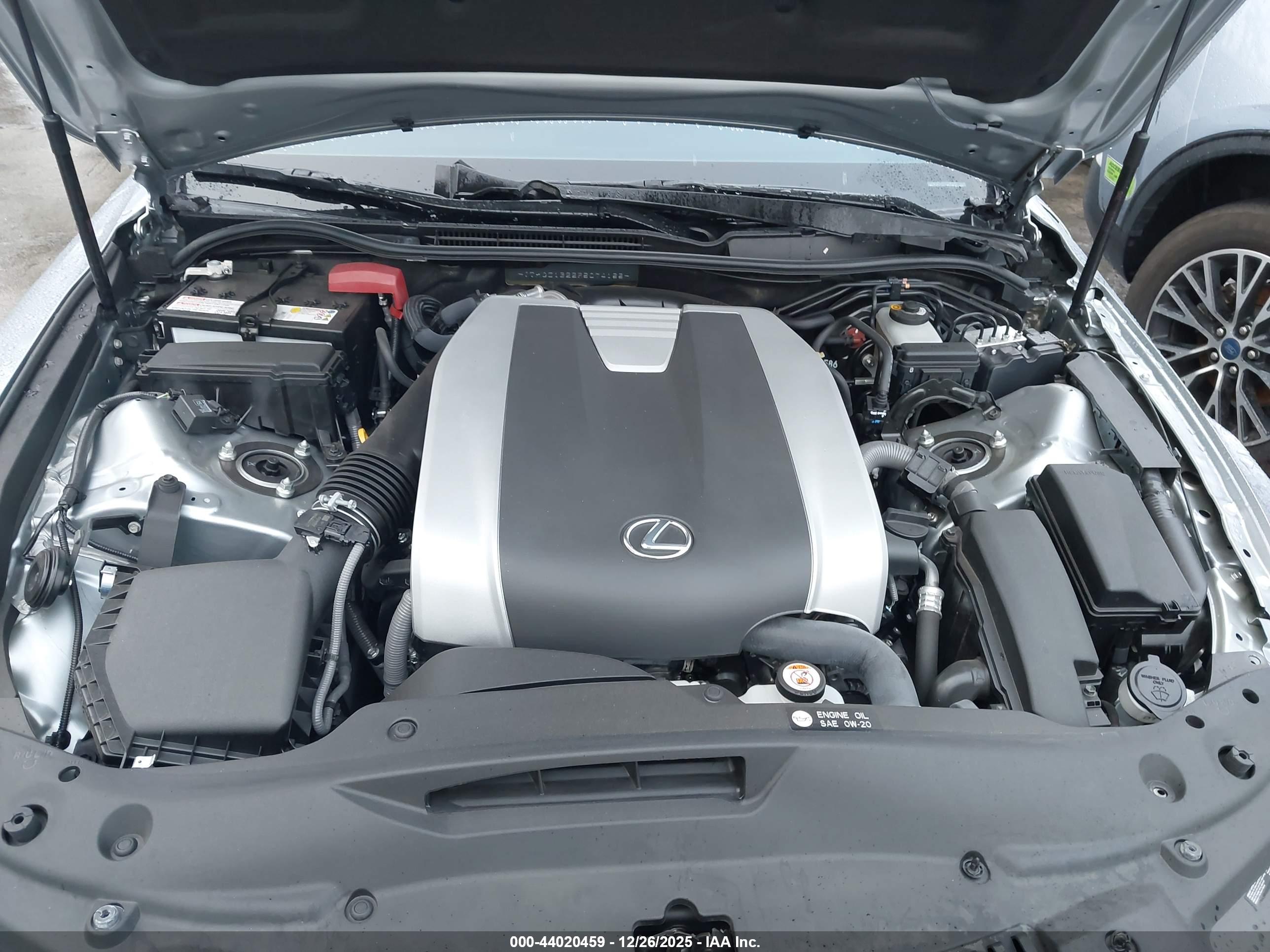LEXUS IS image 10
