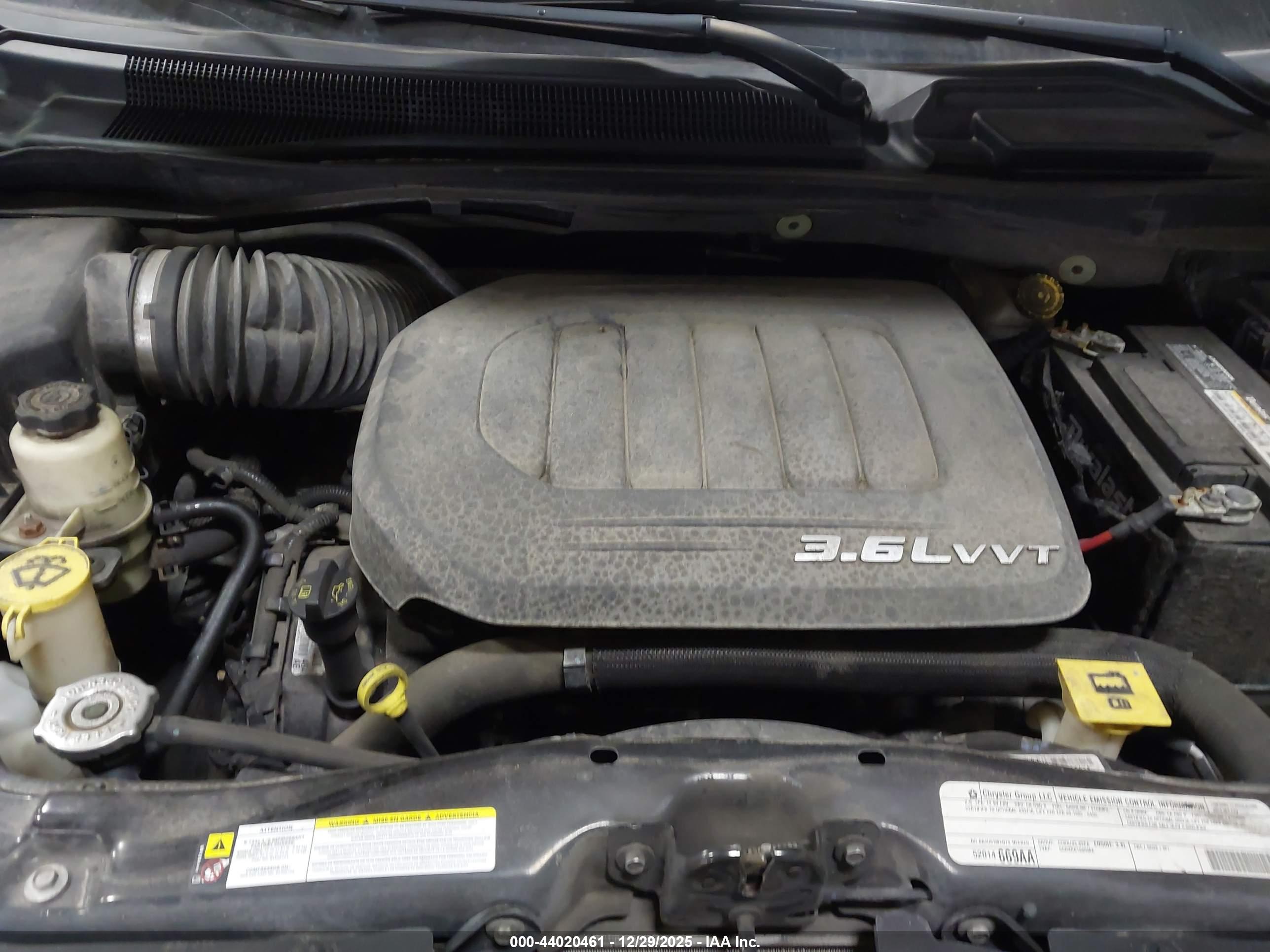 CHRYSLER TOWN image 10