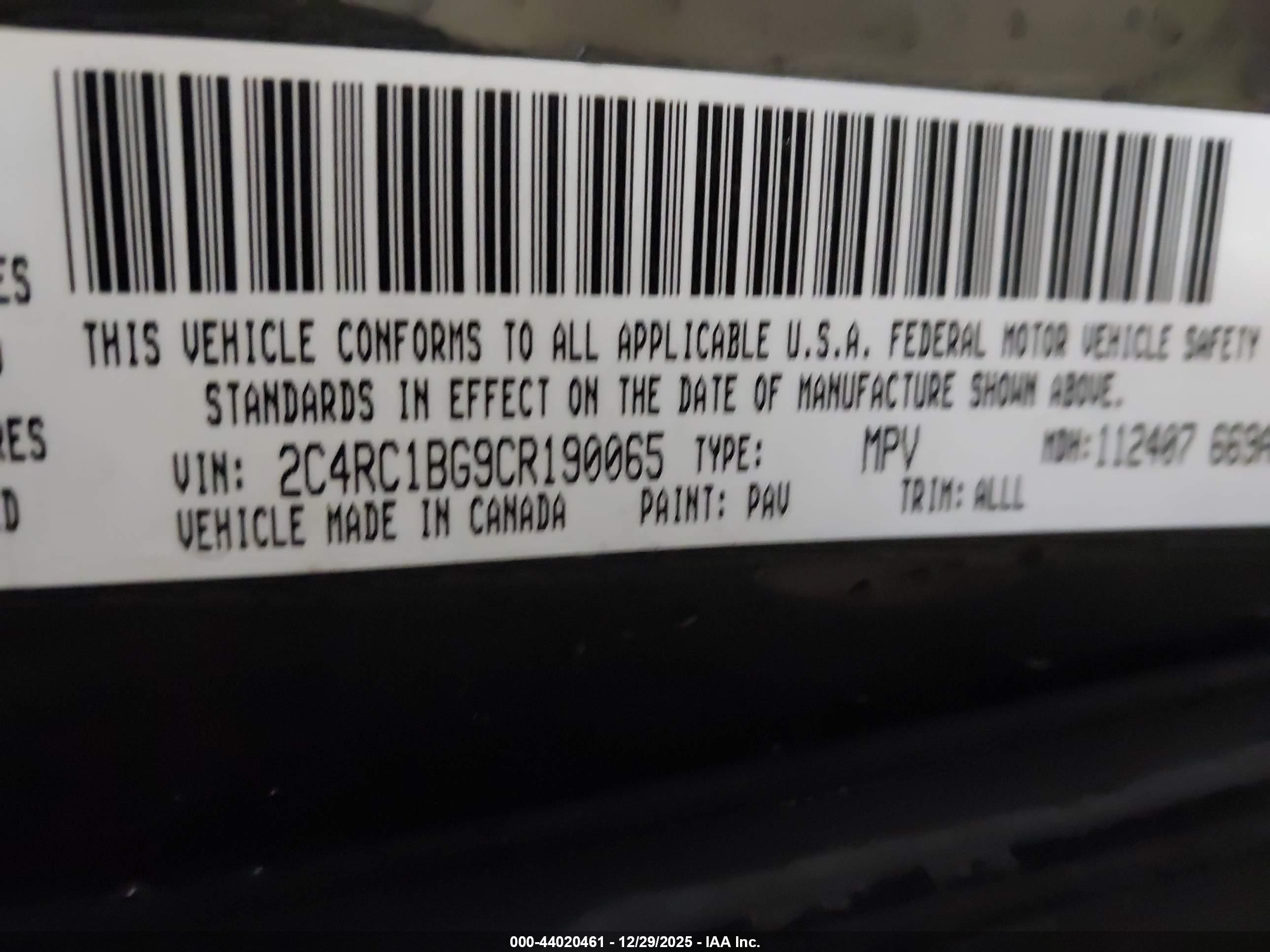 CHRYSLER TOWN image 9