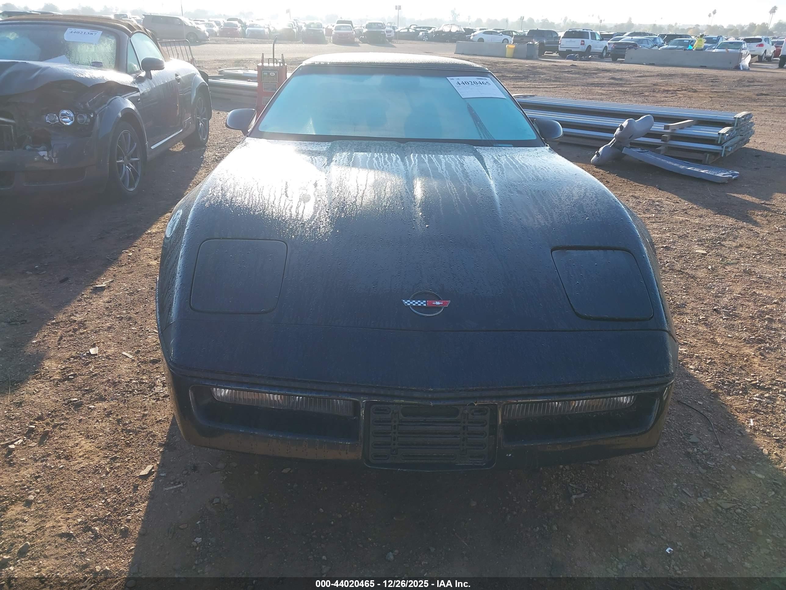 CHEVROLET CORVETTE image 6