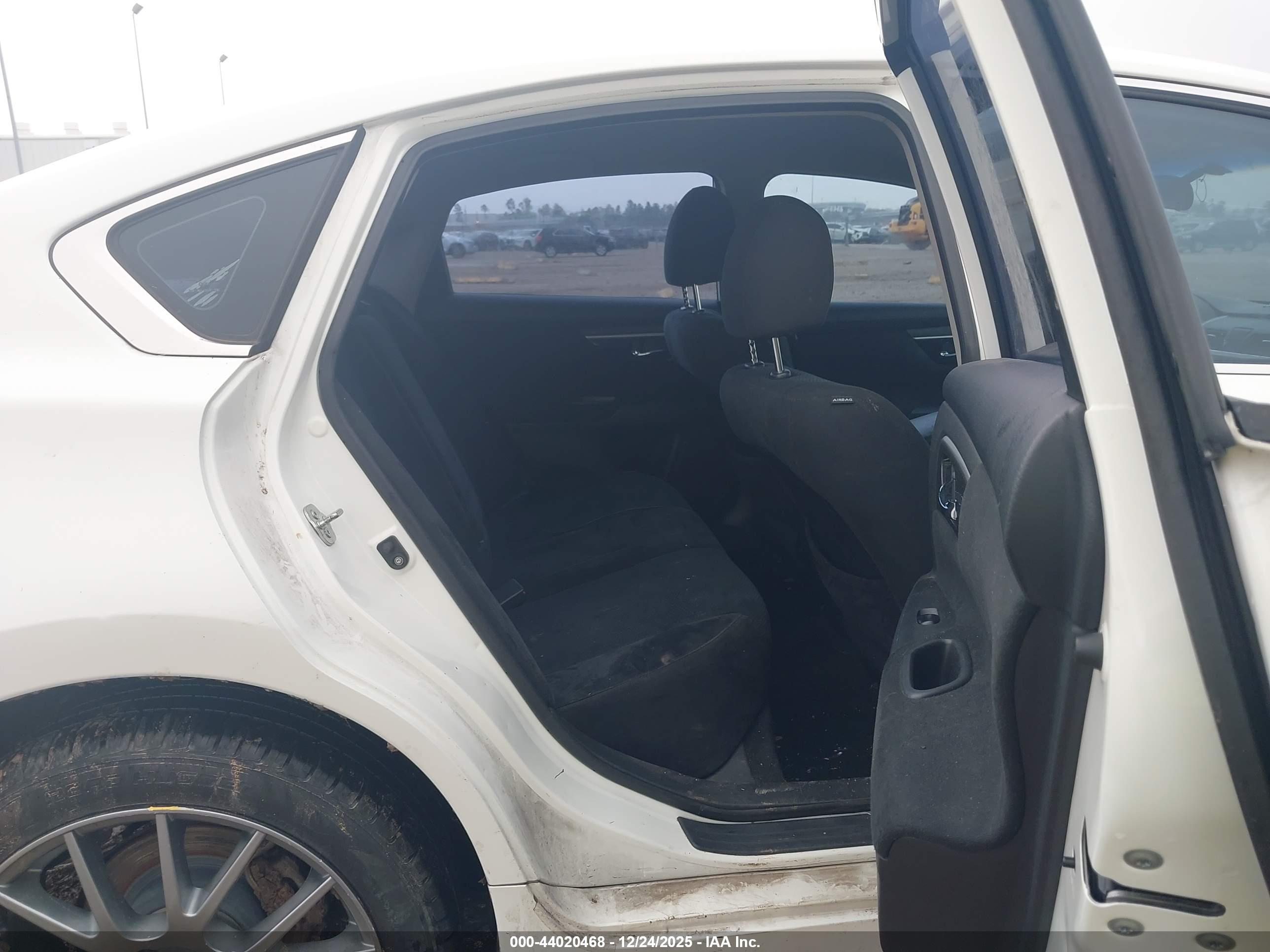 NISSAN ALTIMA image 8