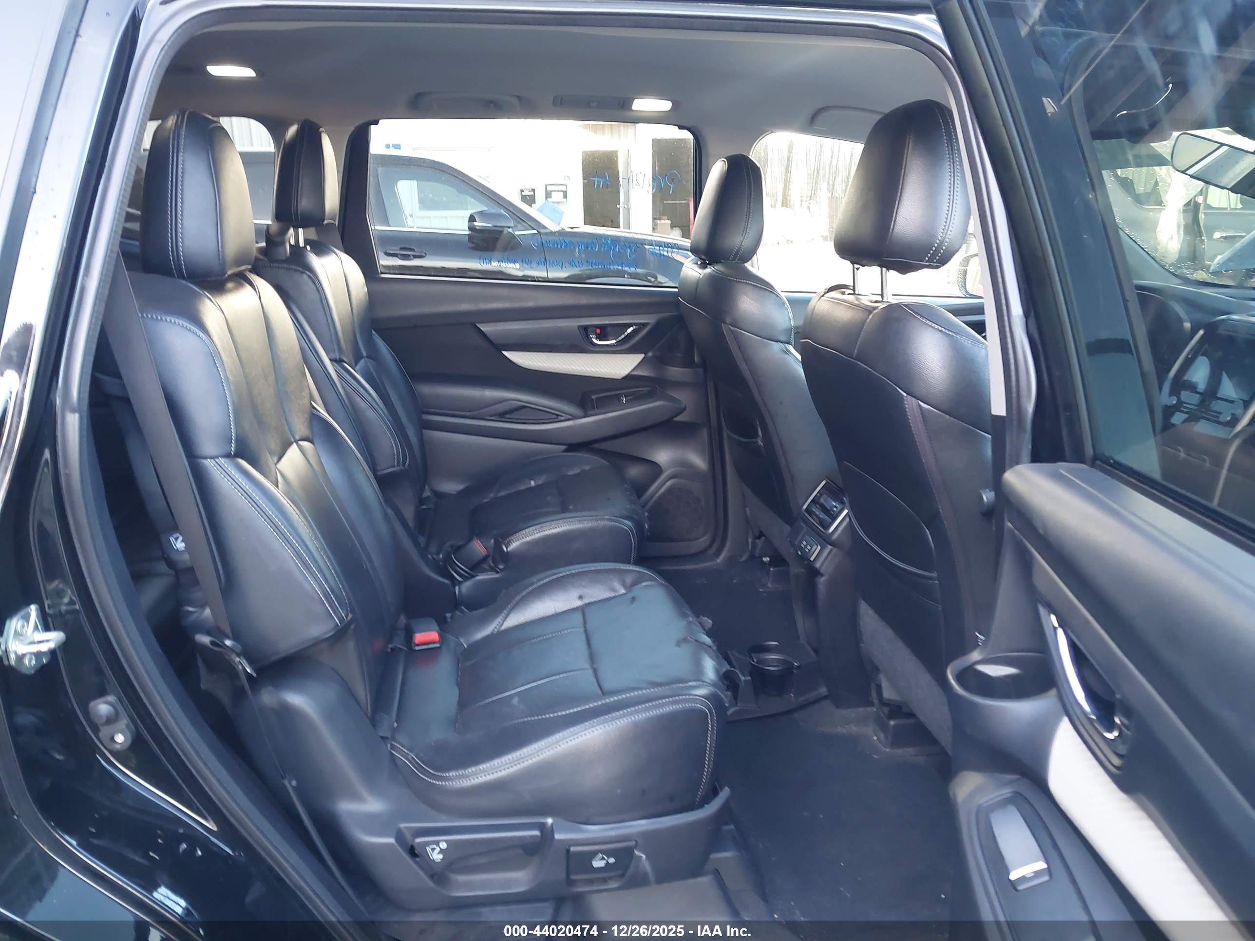 SUBARU ASCENT image 8