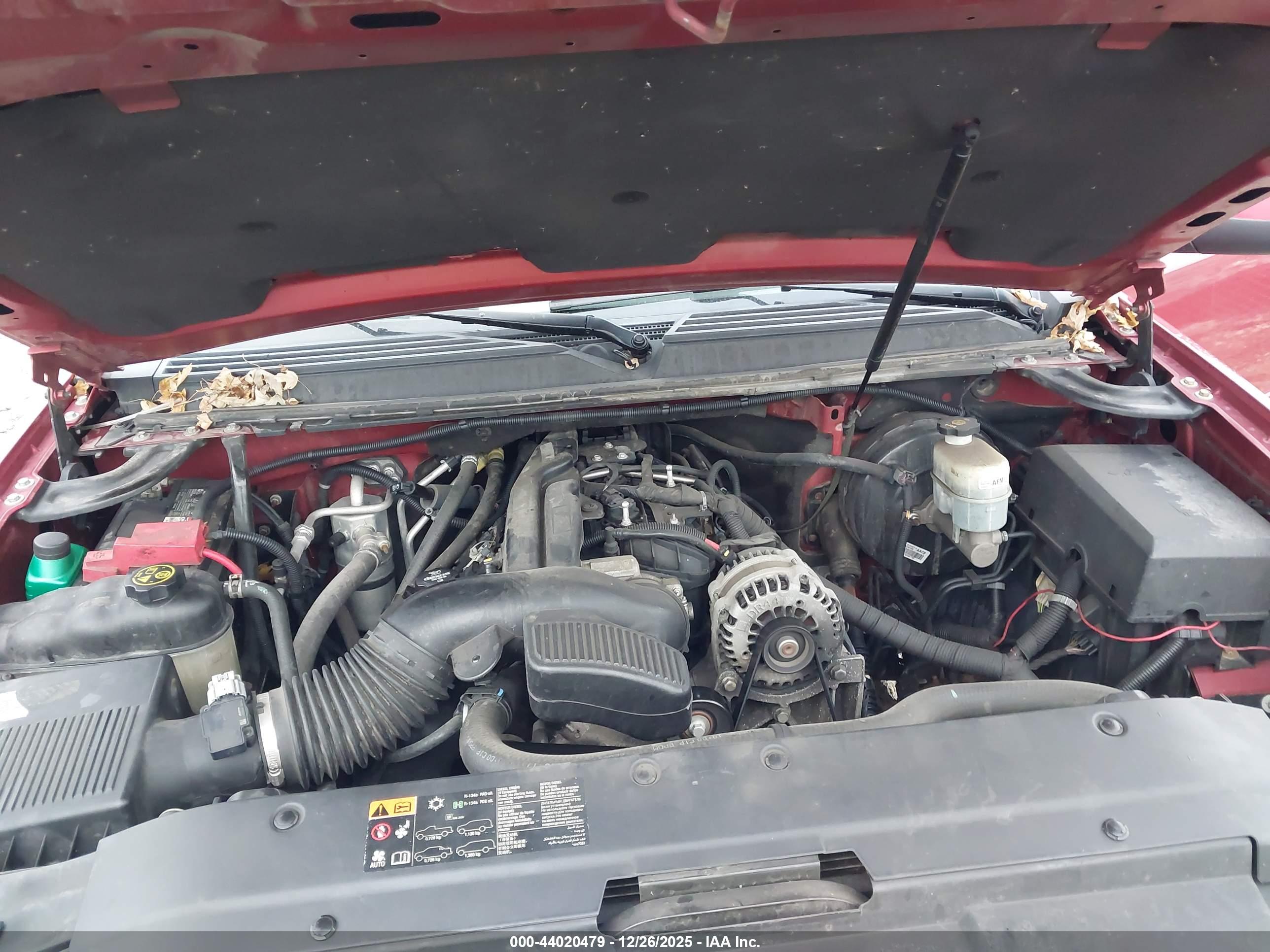 CHEVROLET SUBURBAN image 10